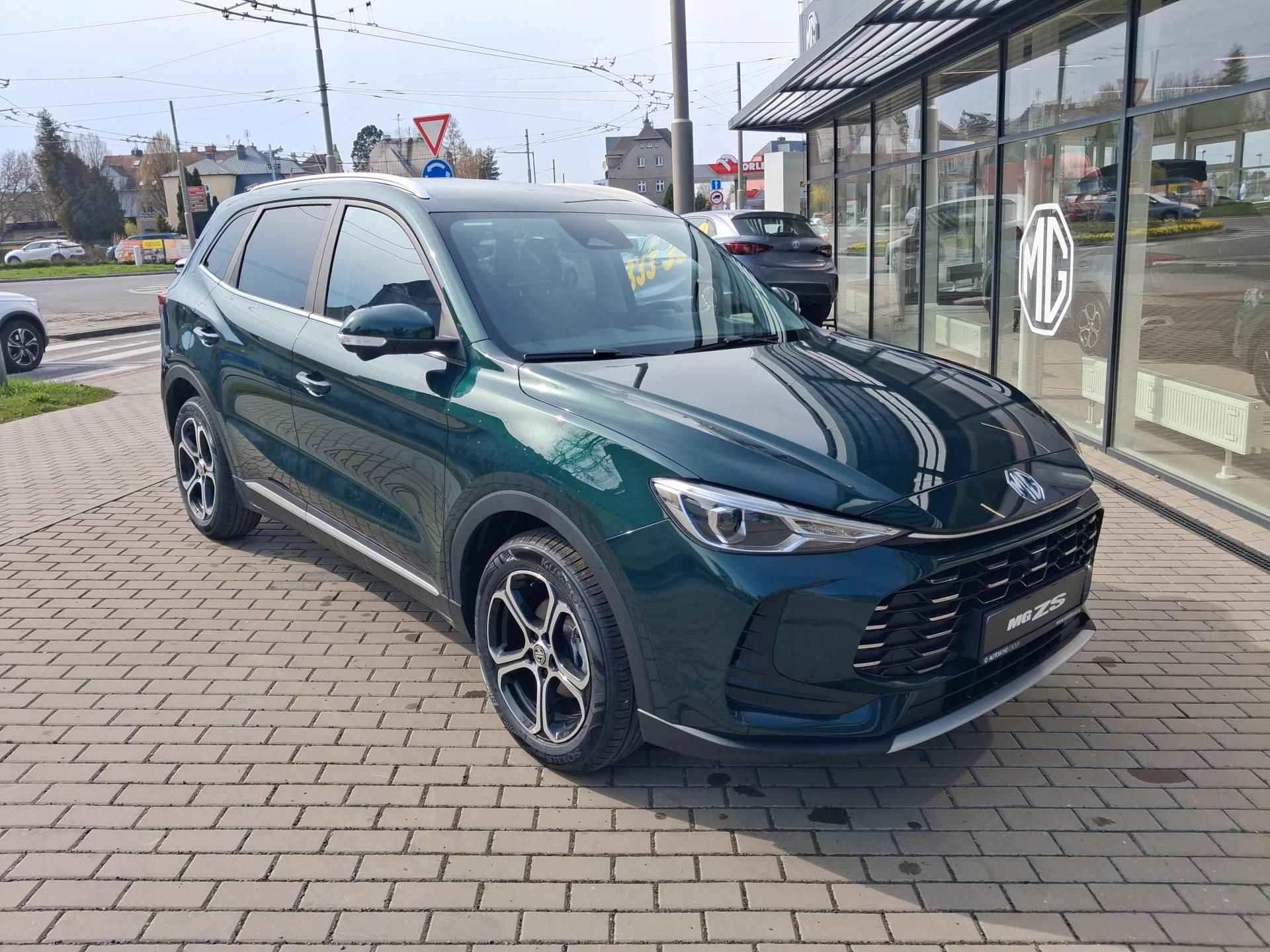 MG ZS, ELEGANCE 1.5 85kW 5MT - fotka 6