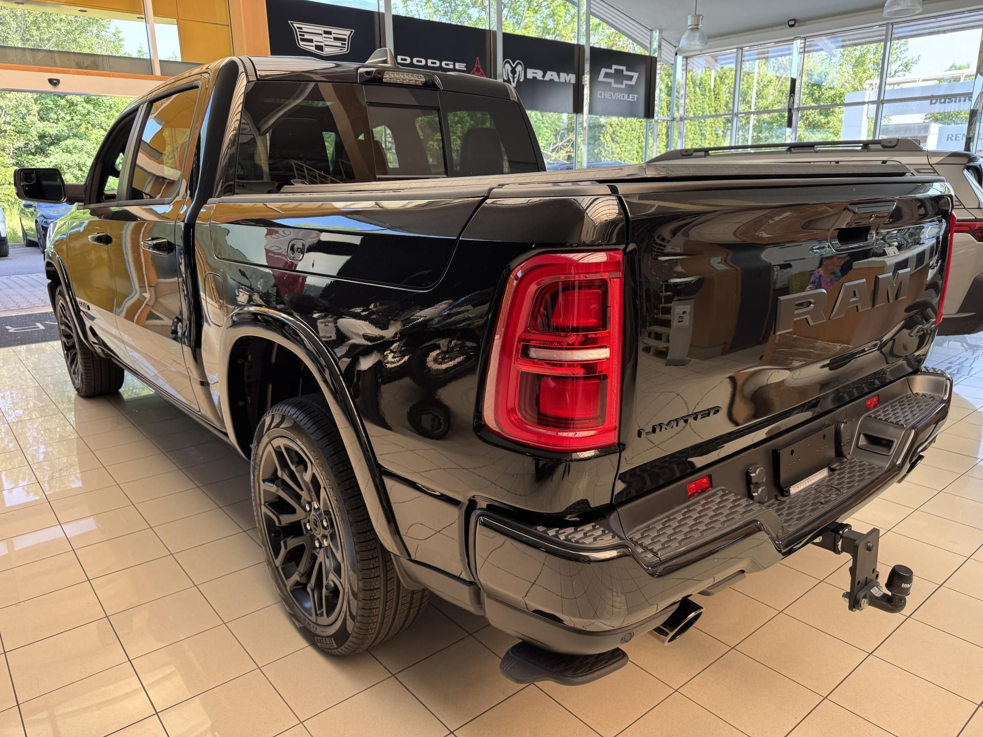 RAM 1500, Limited 3,0 I6 550HP - fotka 3