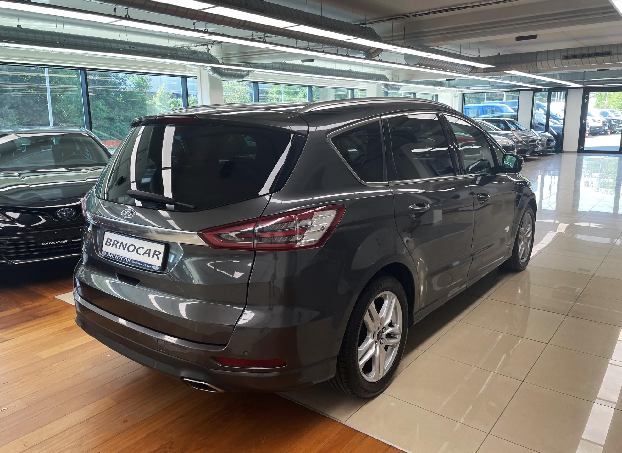 Ford S-MAX, Titanium 132kW AT AWD, 7 MÍST - fotka 6