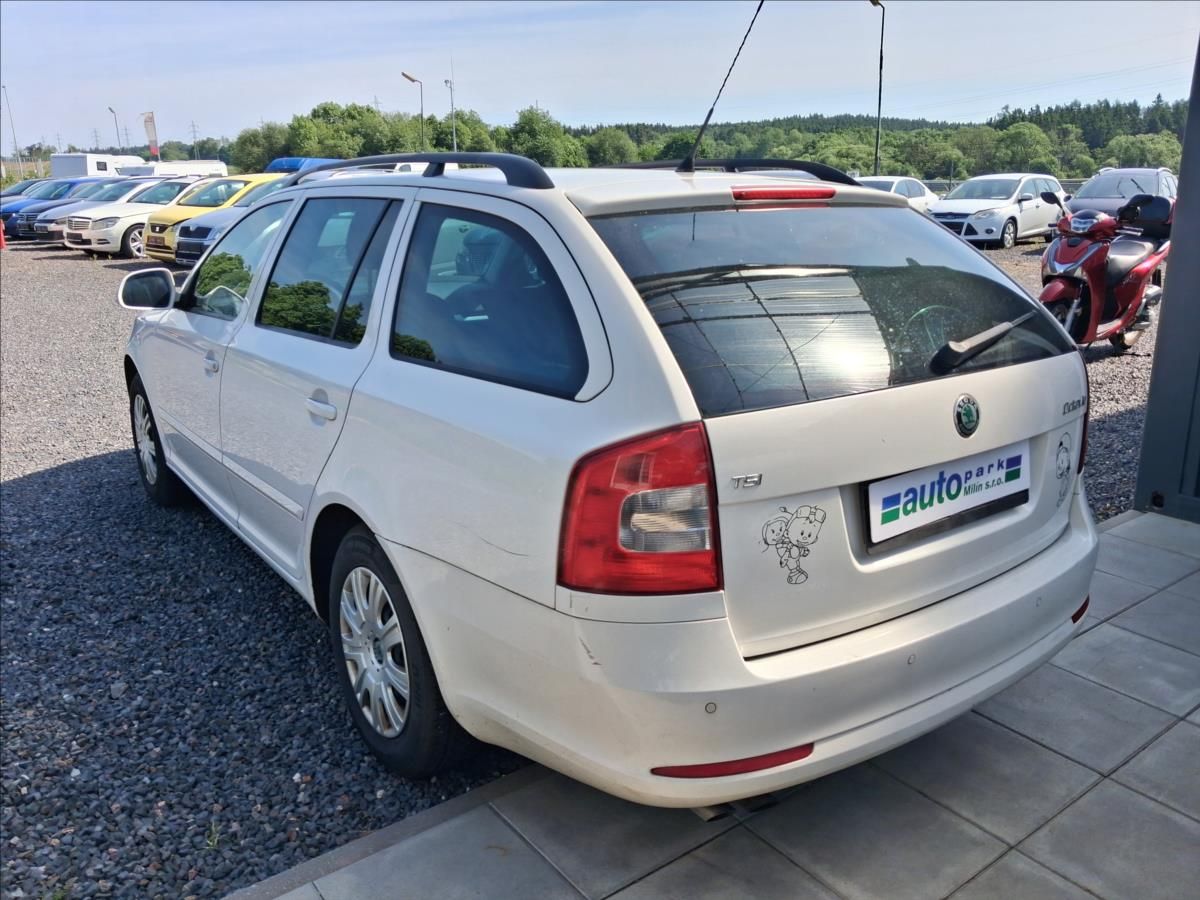 Škoda Octavia, 1,4 90kw - fotka 5