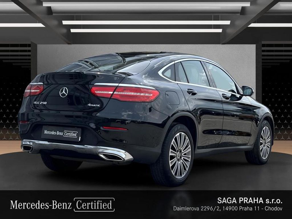 Mercedes-Benz GLC, Coupé GLC 250 4MATIC kupé - fotka 4