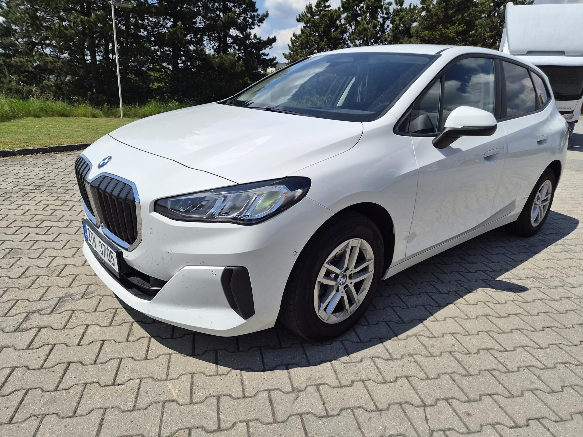 BMW Řada 2, 218 i ACTIVE TOURER - fotka 2