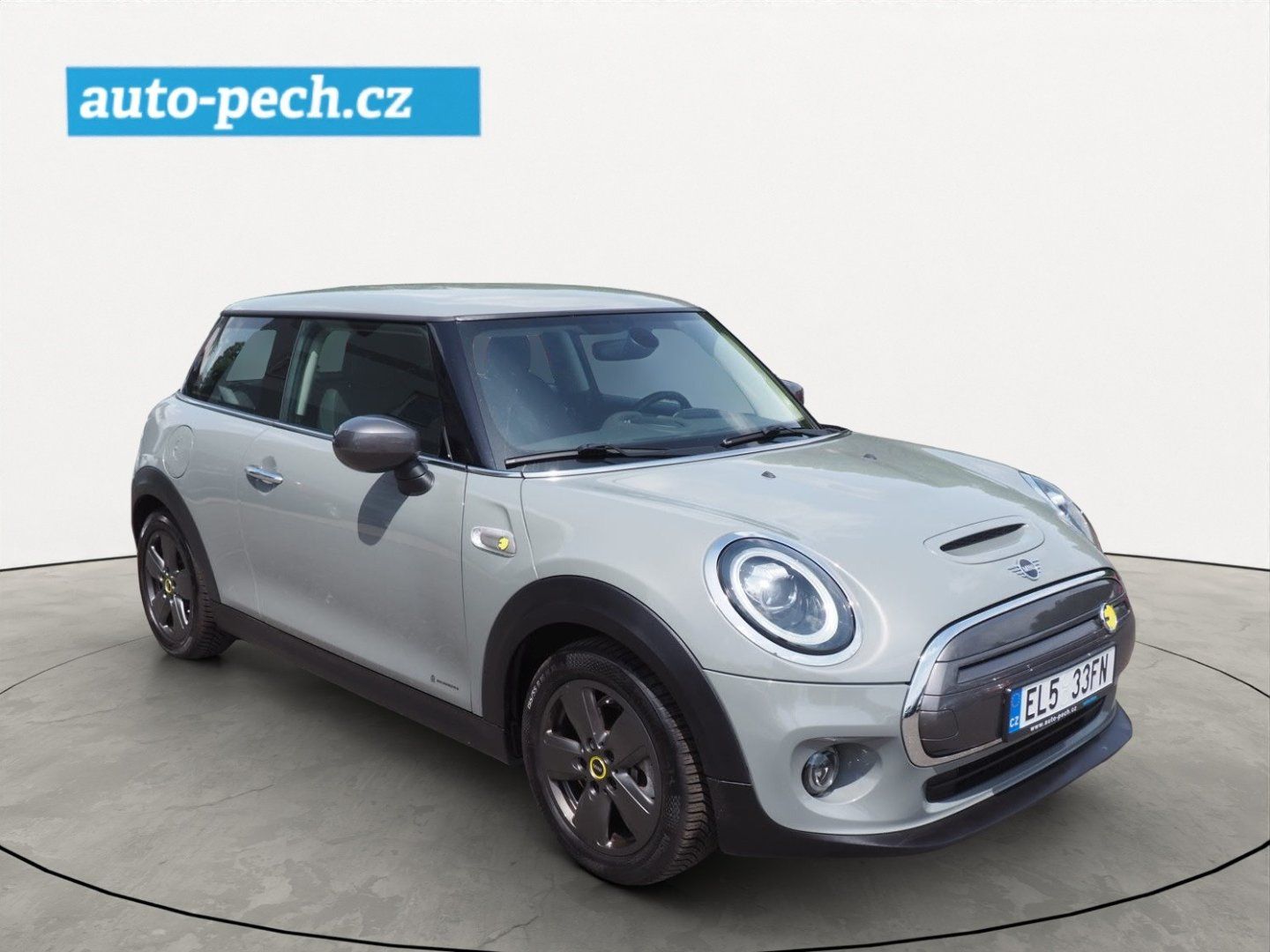 Mini Cooper, Electric 33 kWh - fotka 5
