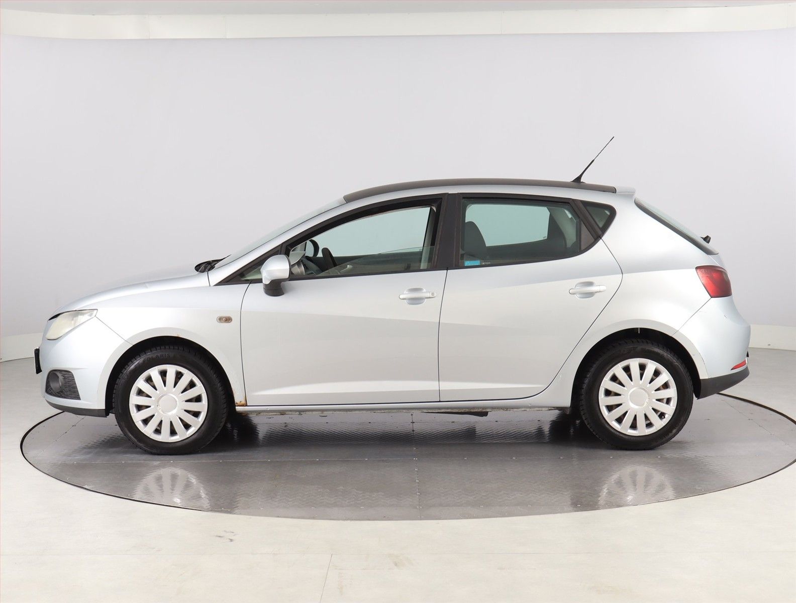 Seat Ibiza, 1.4 16V, Serv.kniha, po STK - fotka 3