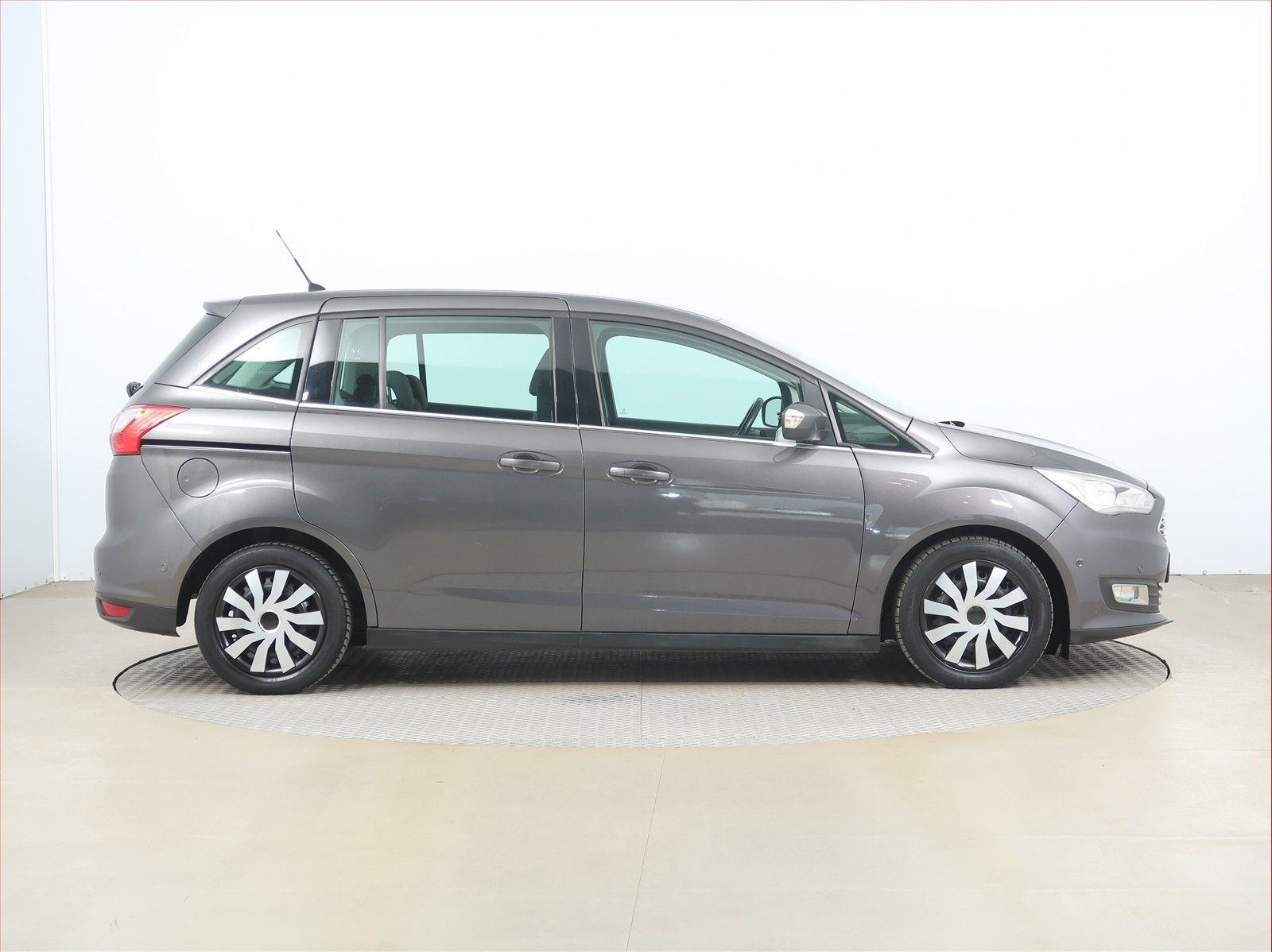 Ford Grand C-MAX, 1.5 TDCi, Navi - fotka 6