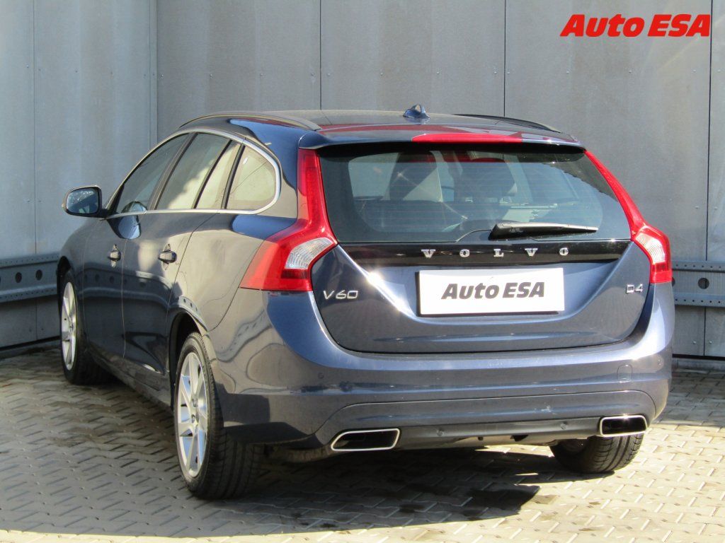Volvo V60, 2.0 D,AC,TZ,park.asist - fotka 6