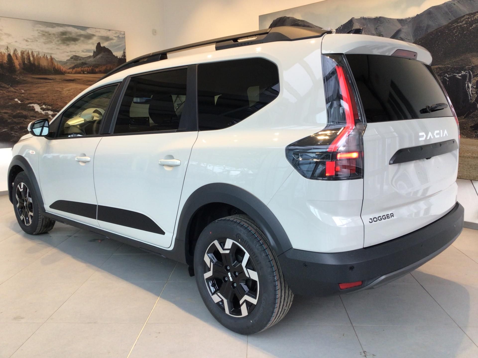 Dacia Jogger, MAXIMÁLNÍ MOŽNÁ VÝBAVA  AKCE - fotka 5