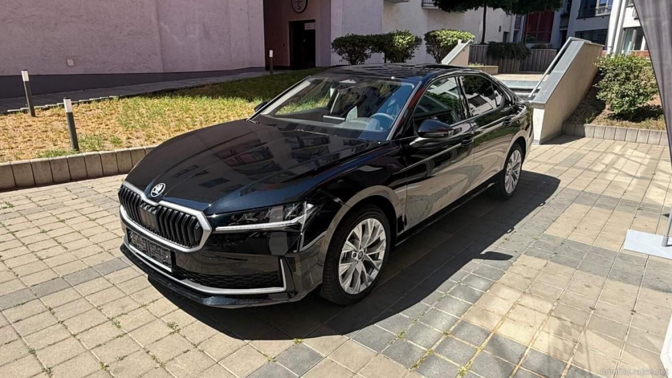 Škoda Superb, Selection, Ebony, paket Busine