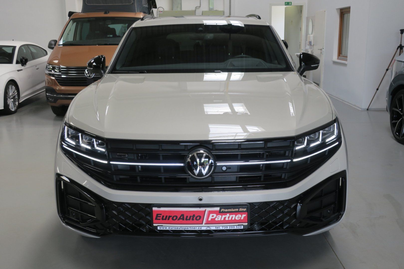 Volkswagen Touareg, NEW Final Edition R Line 210kW - fotka 6