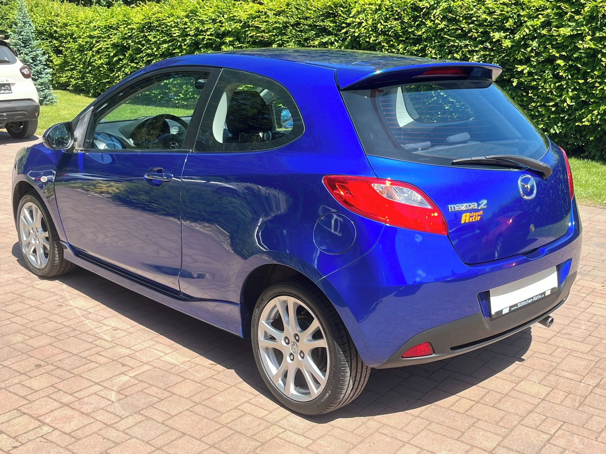 Mazda 2, 1.35 63kW Sport Výhřev sedadel - fotka 5