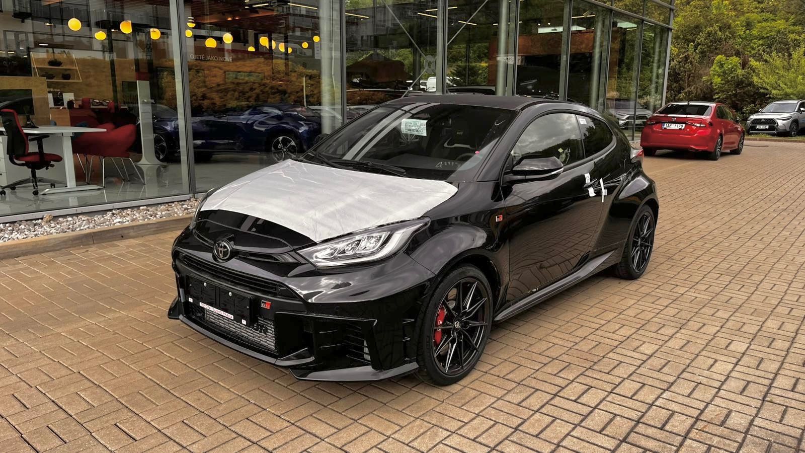 Toyota GR Yaris, Nové vozidlo, plná záruka