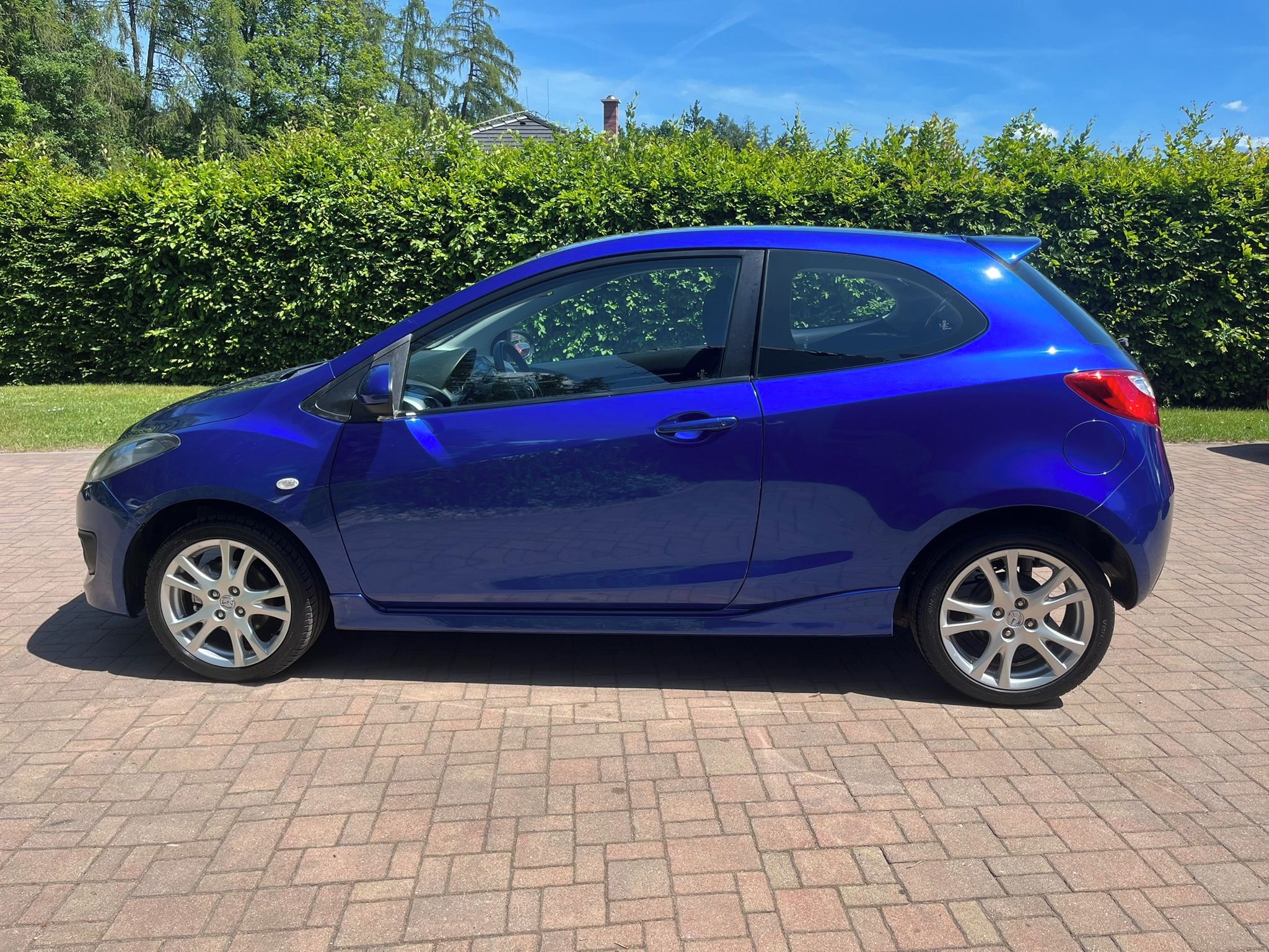 Mazda 2, 1.35 63kW Sport Výhřev sedadel - fotka 4