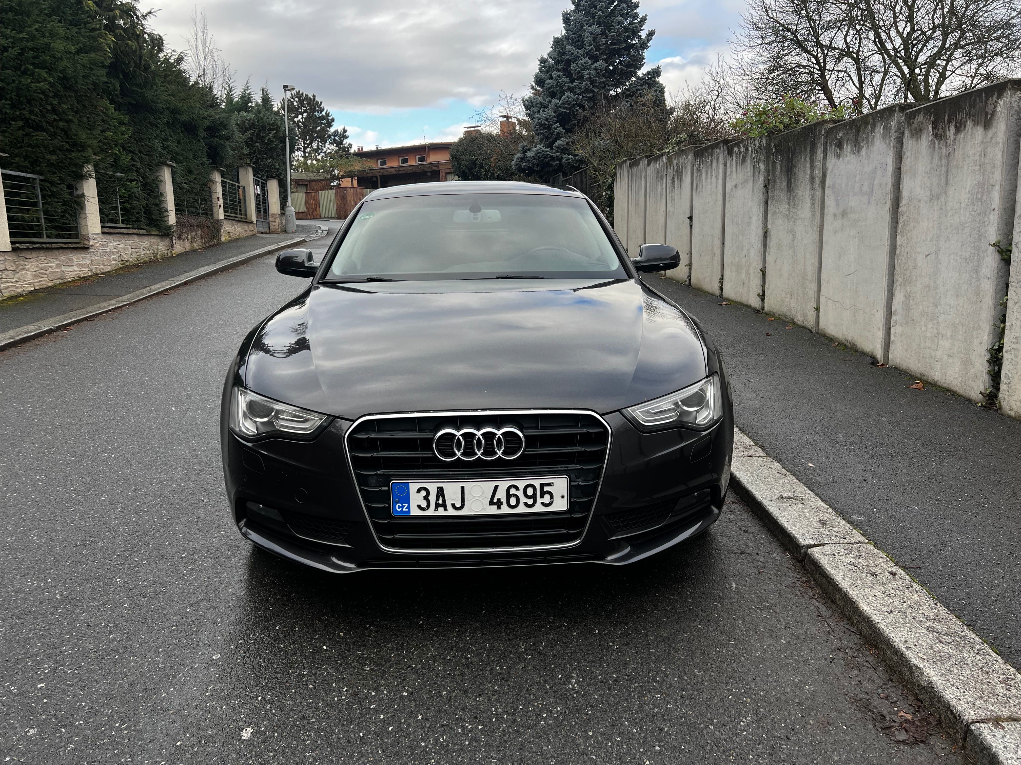 Audi A5, 2.0 TDI MANUÁL SPORTBACK - fotka 2