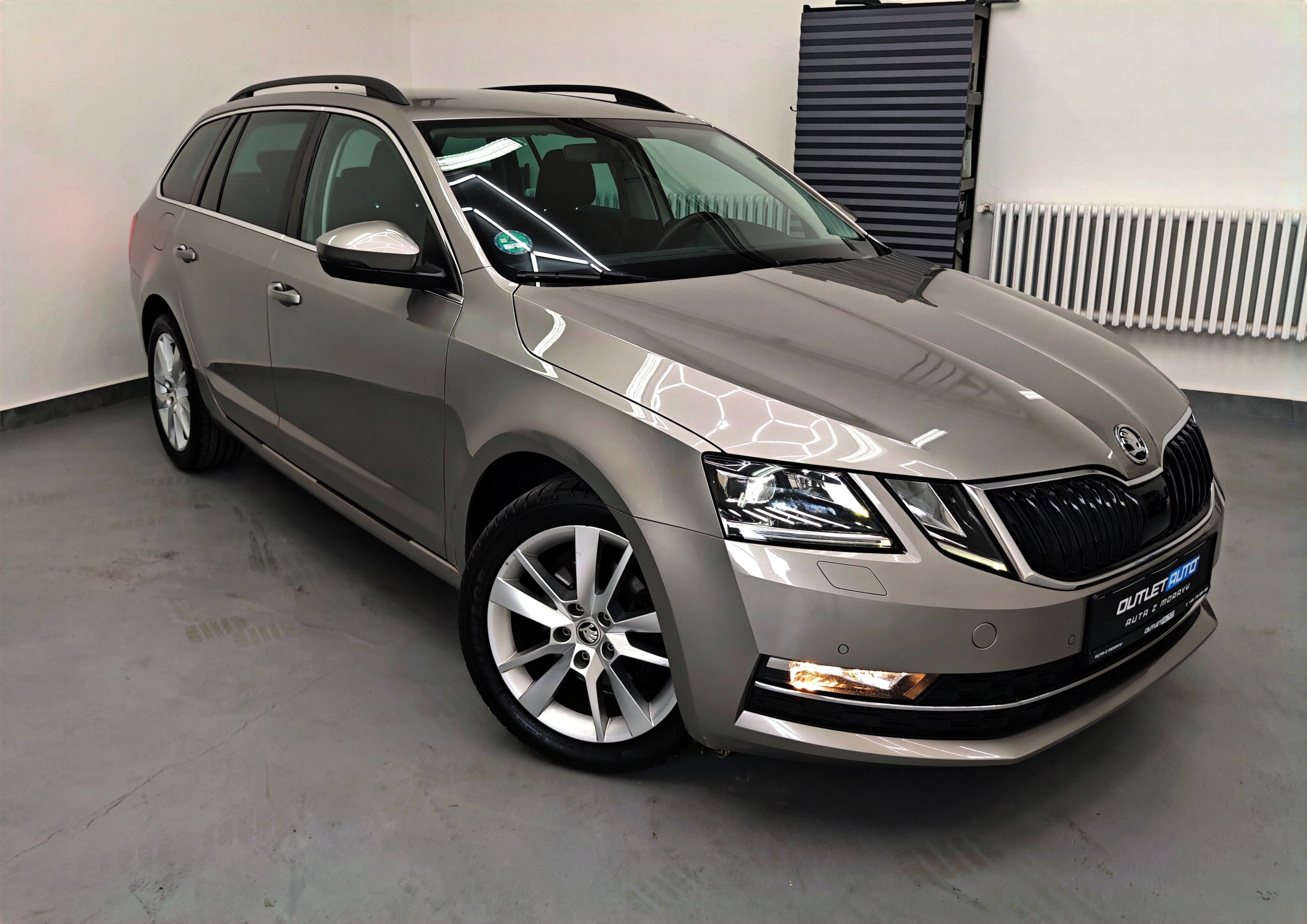 Škoda Octavia, 1.4 TSI 110 KW, DSG,STYLE PLUS - fotka 3