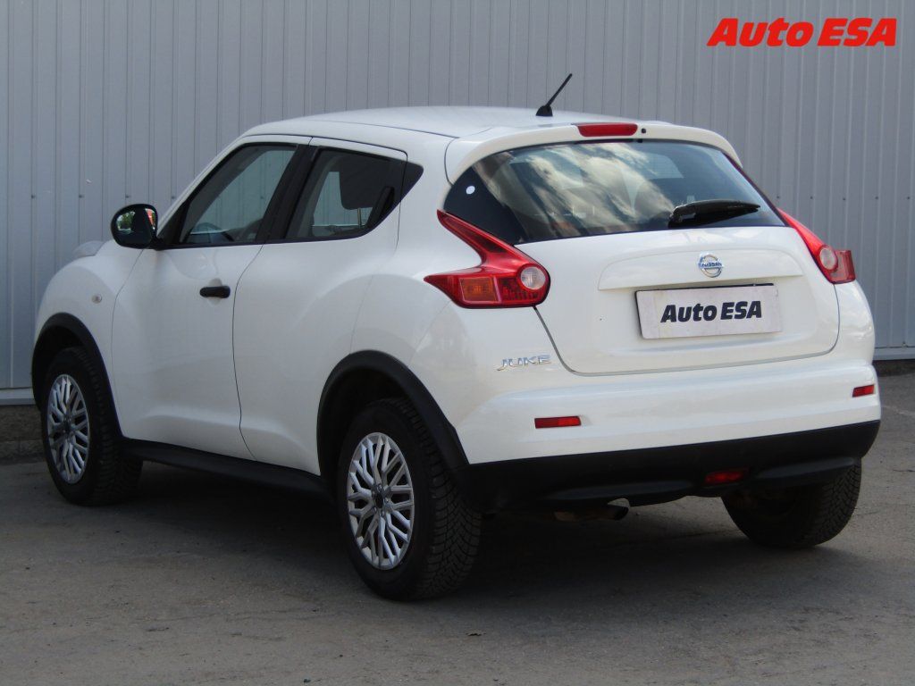 Nissan Juke, 1.6i - fotka 6
