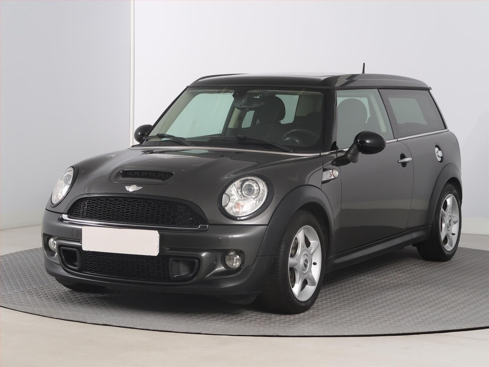Mini Clubman, Cooper SD, Automat, Navi - fotka 2