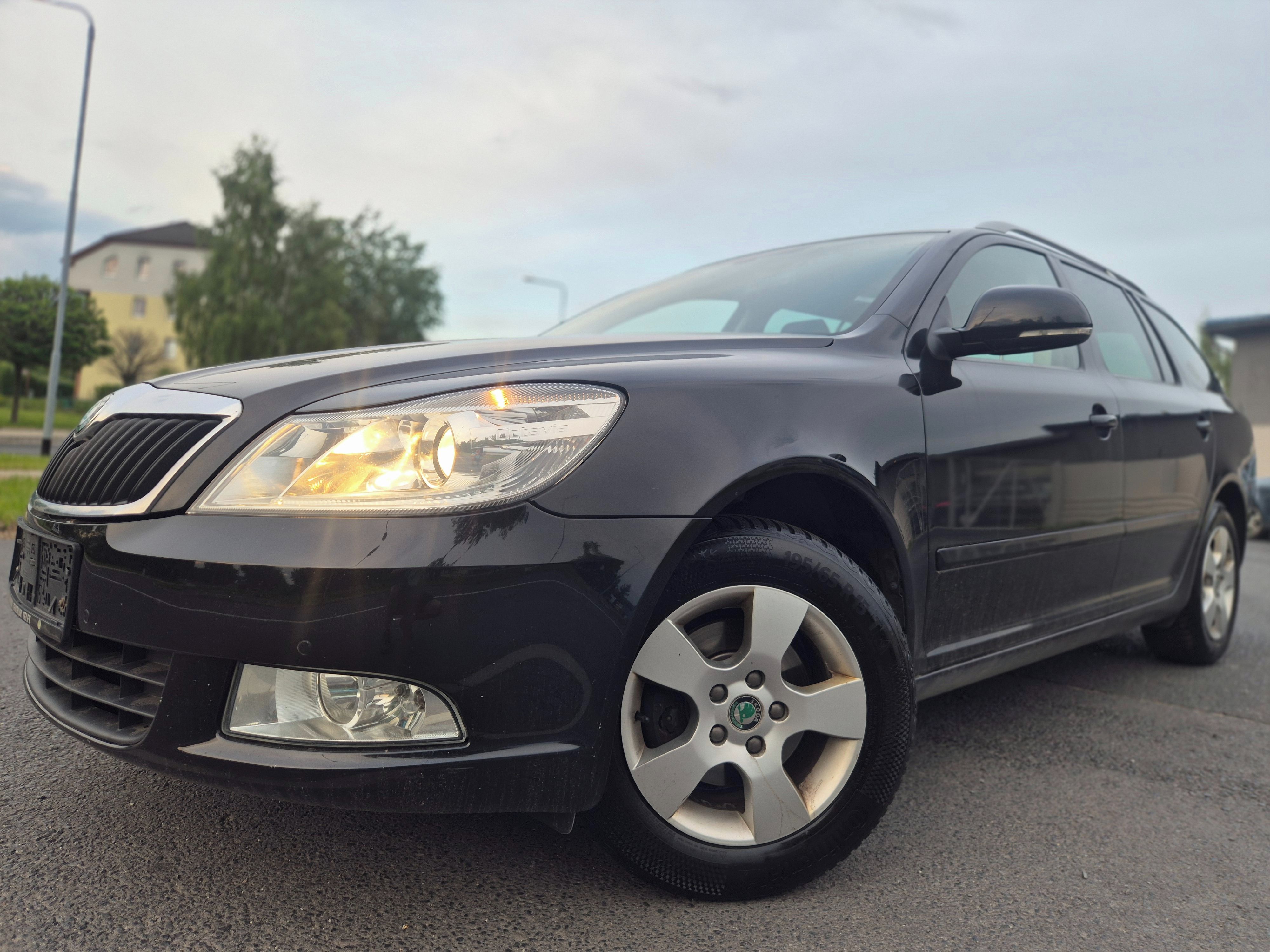 Škoda Octavia, 1 maj.plný servis ZÁRUKA 1 ROK - fotka 2