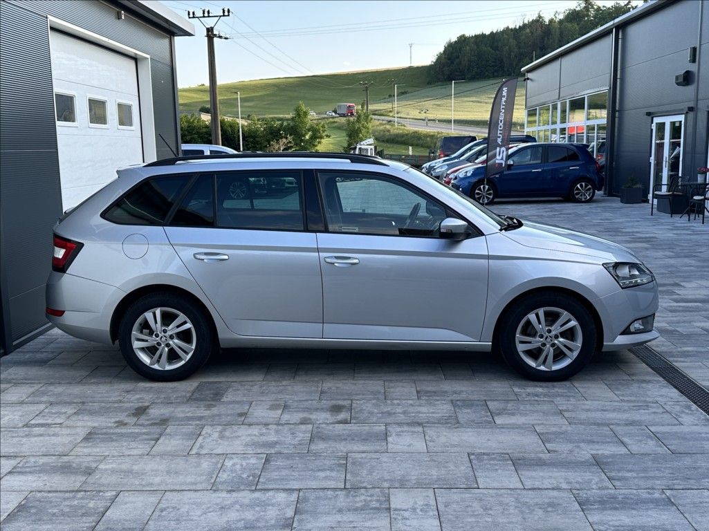 Škoda Fabia, 1,0 TSI 95PS  Ambition Top - fotka 6