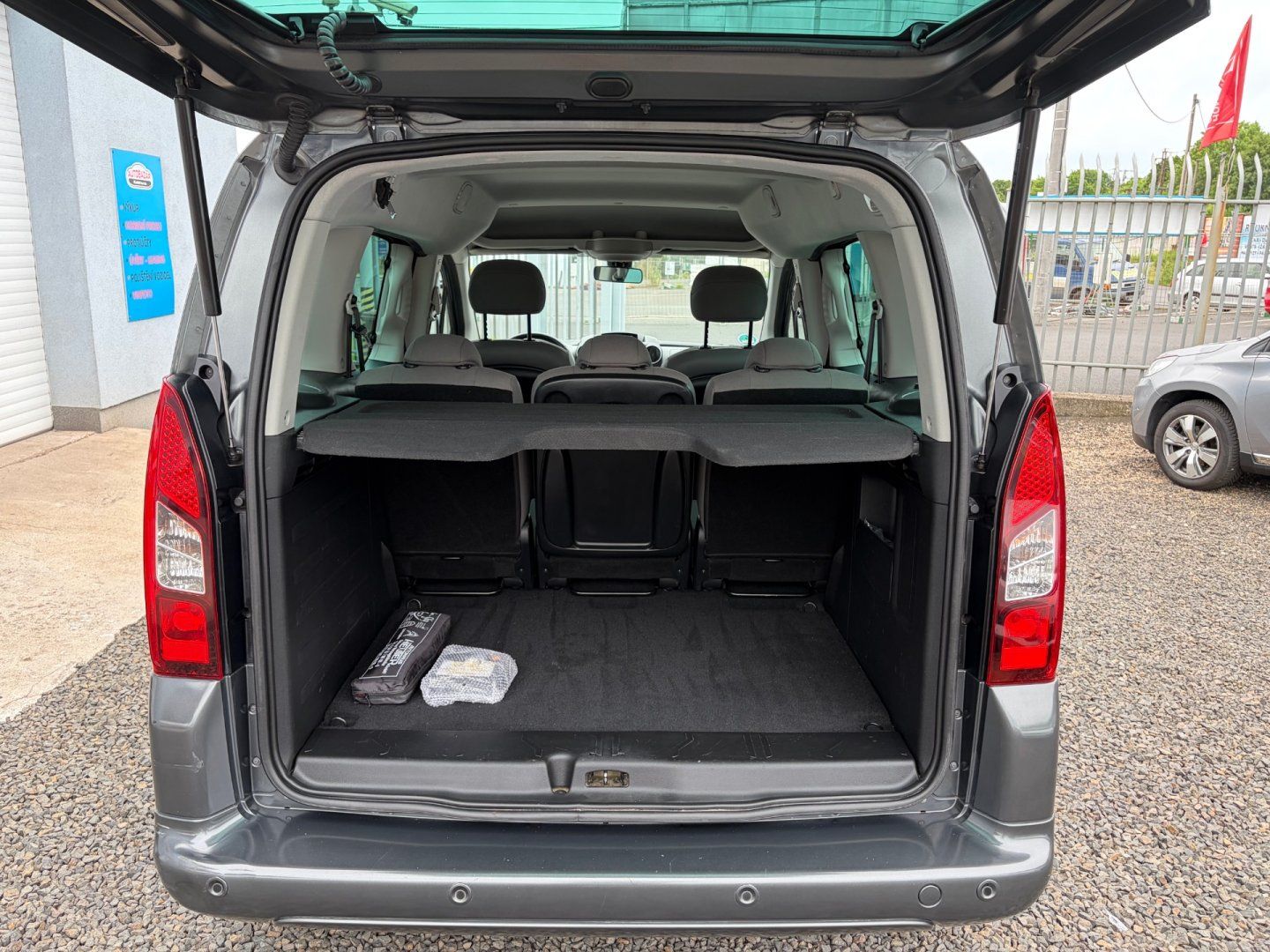 Citroën Berlingo, 1,6 1.MAJITEL,SERVISKA - fotka 6