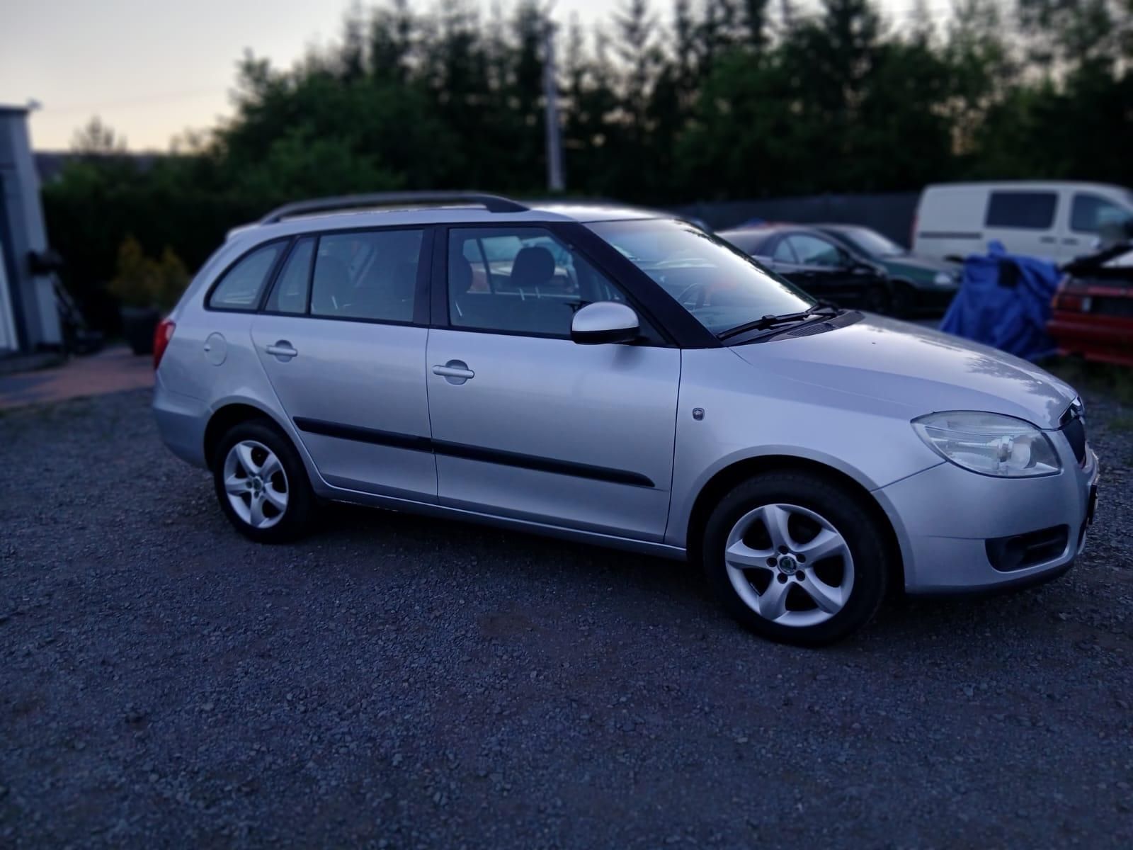 Škoda Fabia, 1.2i, ALU, klima - fotka 6