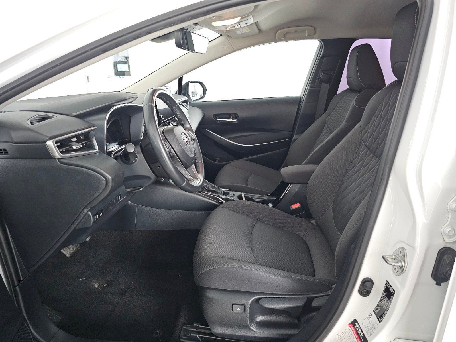 Toyota Corolla, 1.5i CVT COMFORT TECH - fotka 6