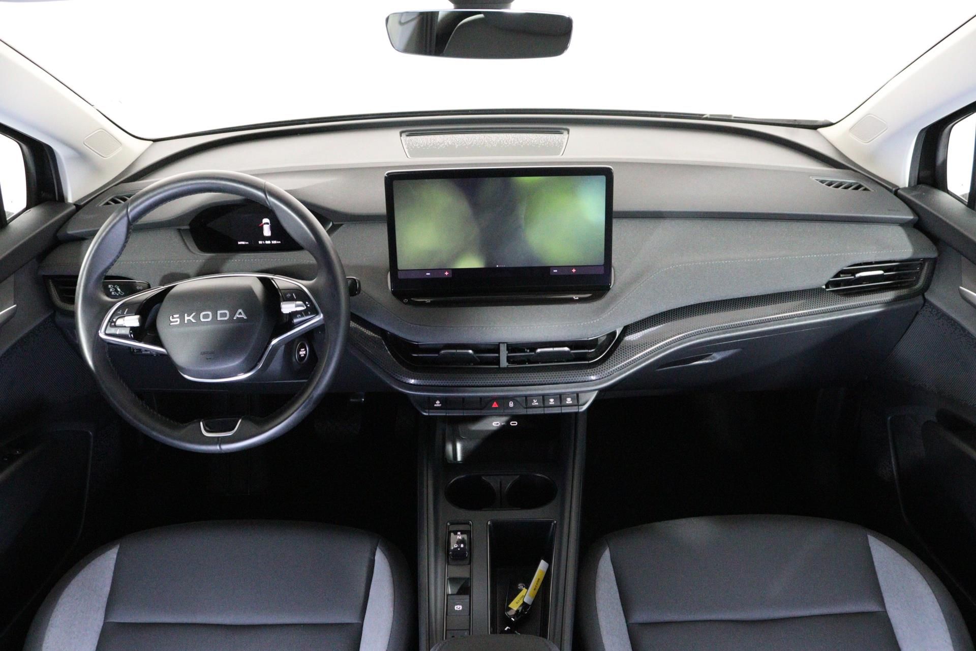 Škoda Elroq, 50 125 kW ESSENCE/TAŽNÉ Z.,R19 - fotka 5