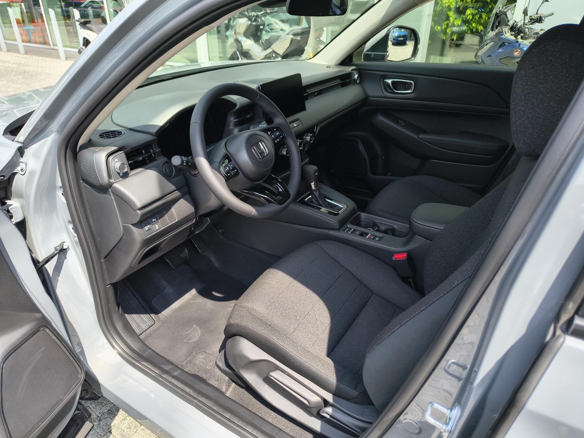 Honda HR-V, e:HEV 1.5 i-MMD Elegance 2027 - fotka 5
