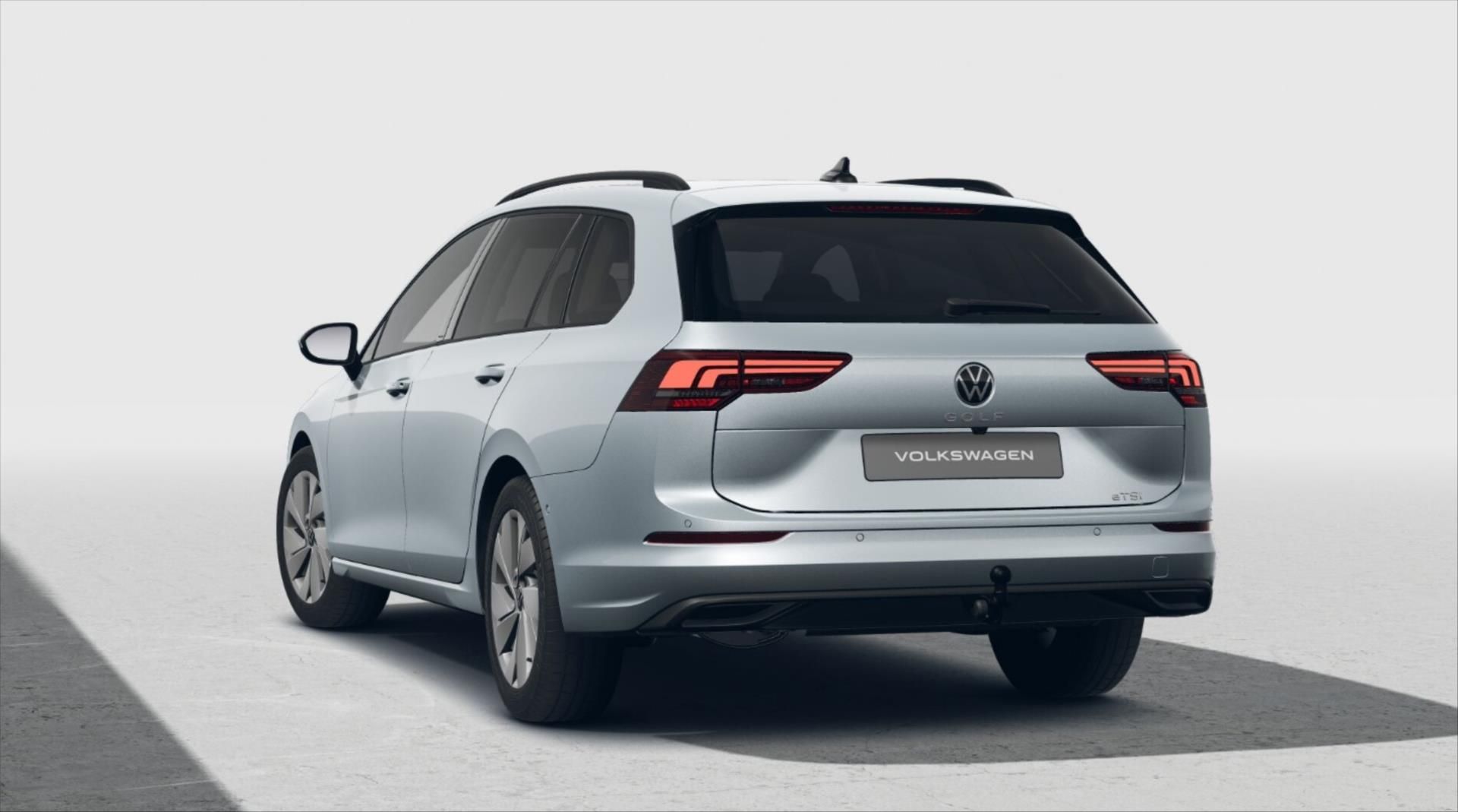 Volkswagen Golf Variant, 1,5 eTSI 7DSG mHEV  People - fotka 3