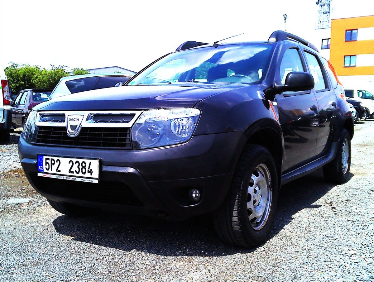 Dacia Duster, 1,6   16V 4x4 + TAŽNÉ ZAŘÍZENÍ