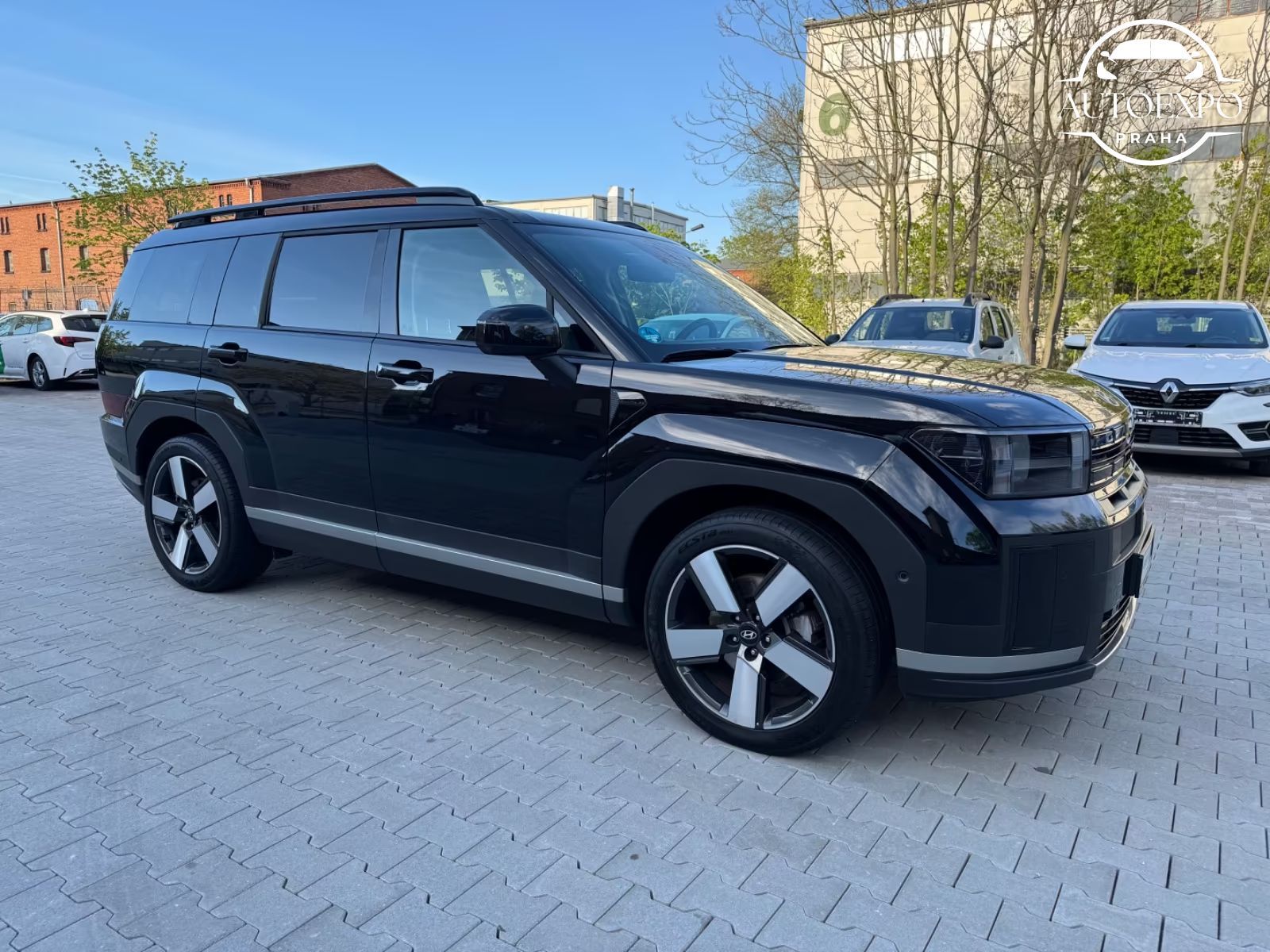 Hyundai Grand Santa Fe, Santa Fe 1.6 T-GDI Hybrid 4WD - fotka 6