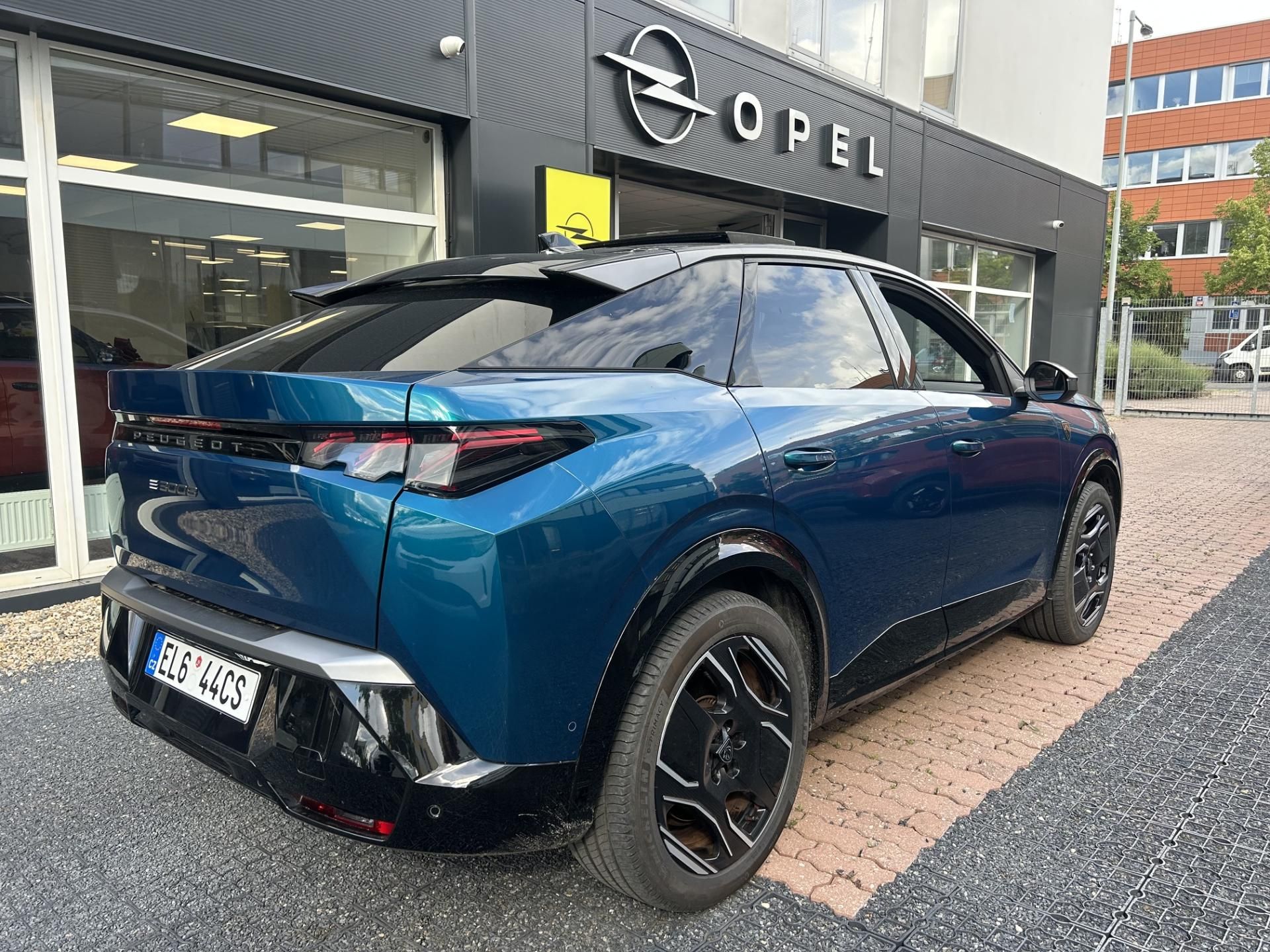 Peugeot 3008, GT Elektromotor 157 kW (73 kWh - fotka 5