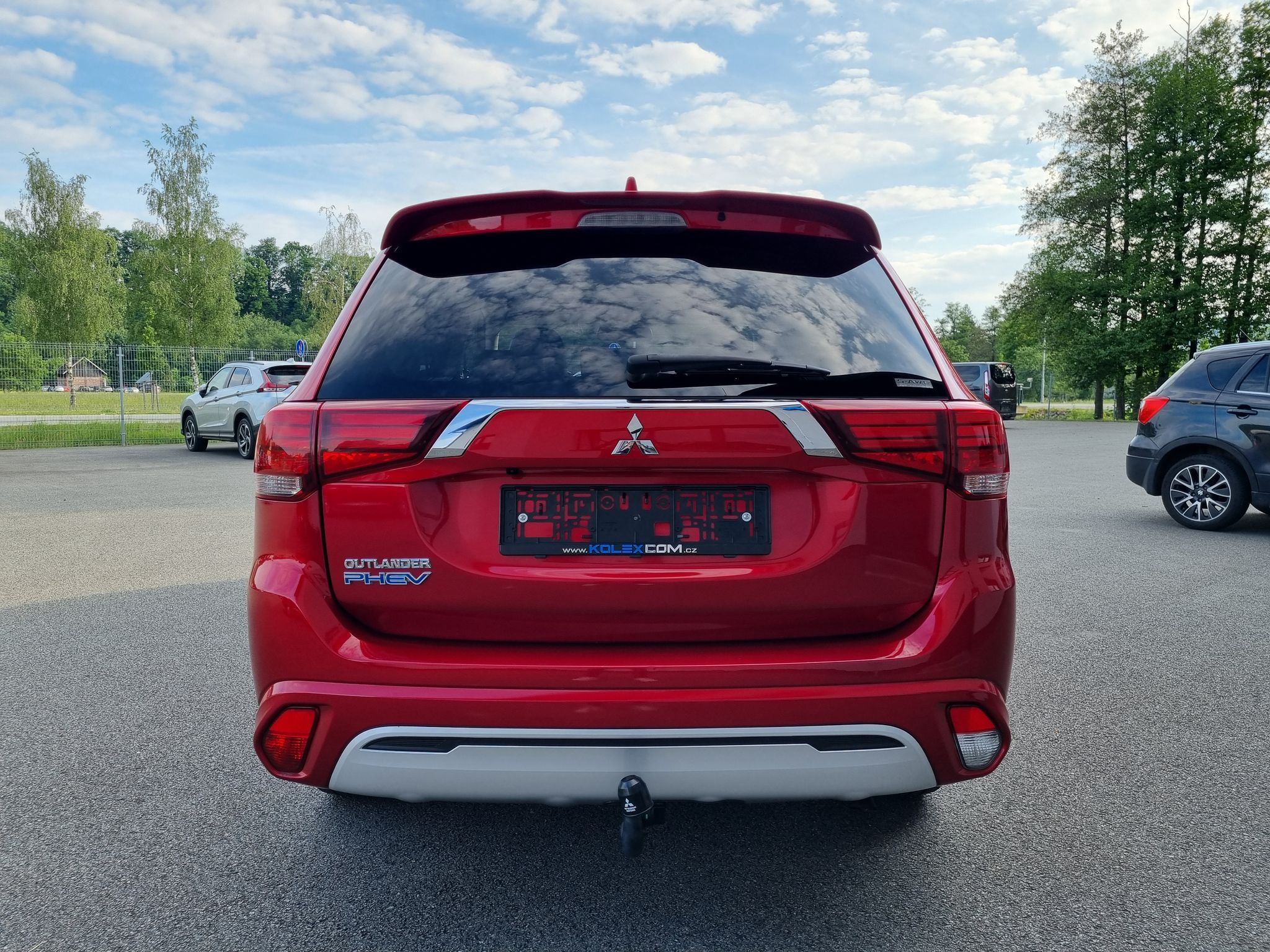 Mitsubishi Outlander, 2.4 PHEV 4x4 - fotka 4