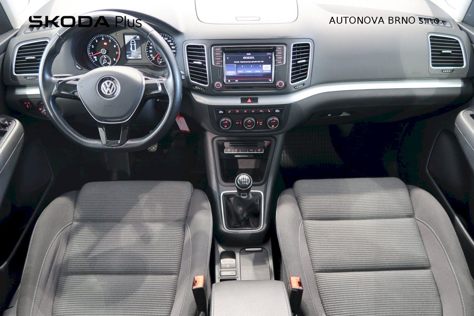 Volkswagen Sharan, 1.4 TSi 110kW Comfortline - fotka 5