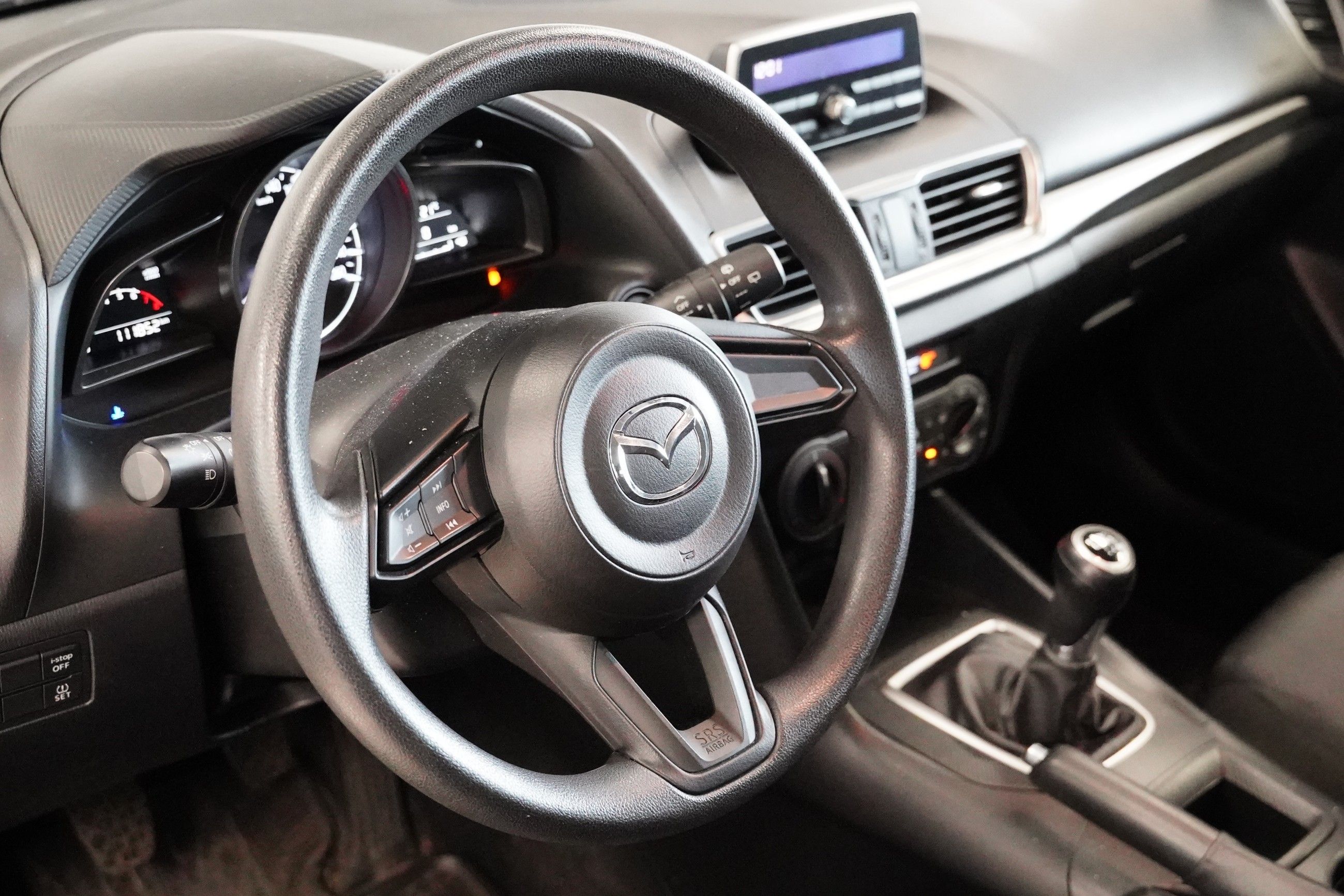Mazda 3, 1.5 Skyactiv-G 74 kW - fotka 6
