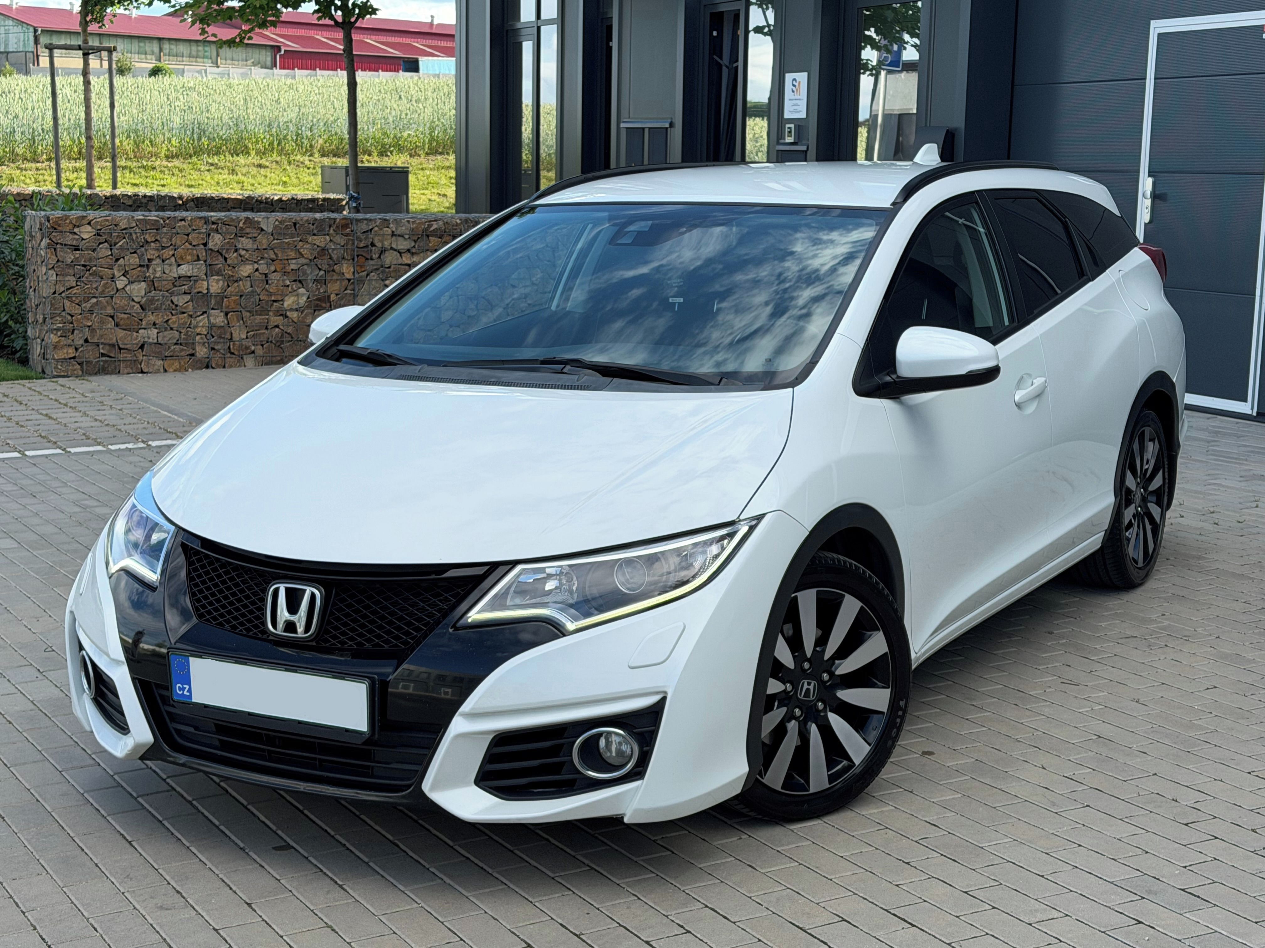 Honda Civic, 1.6 i-DTEC 88KW,Led,Kamera - fotka 5