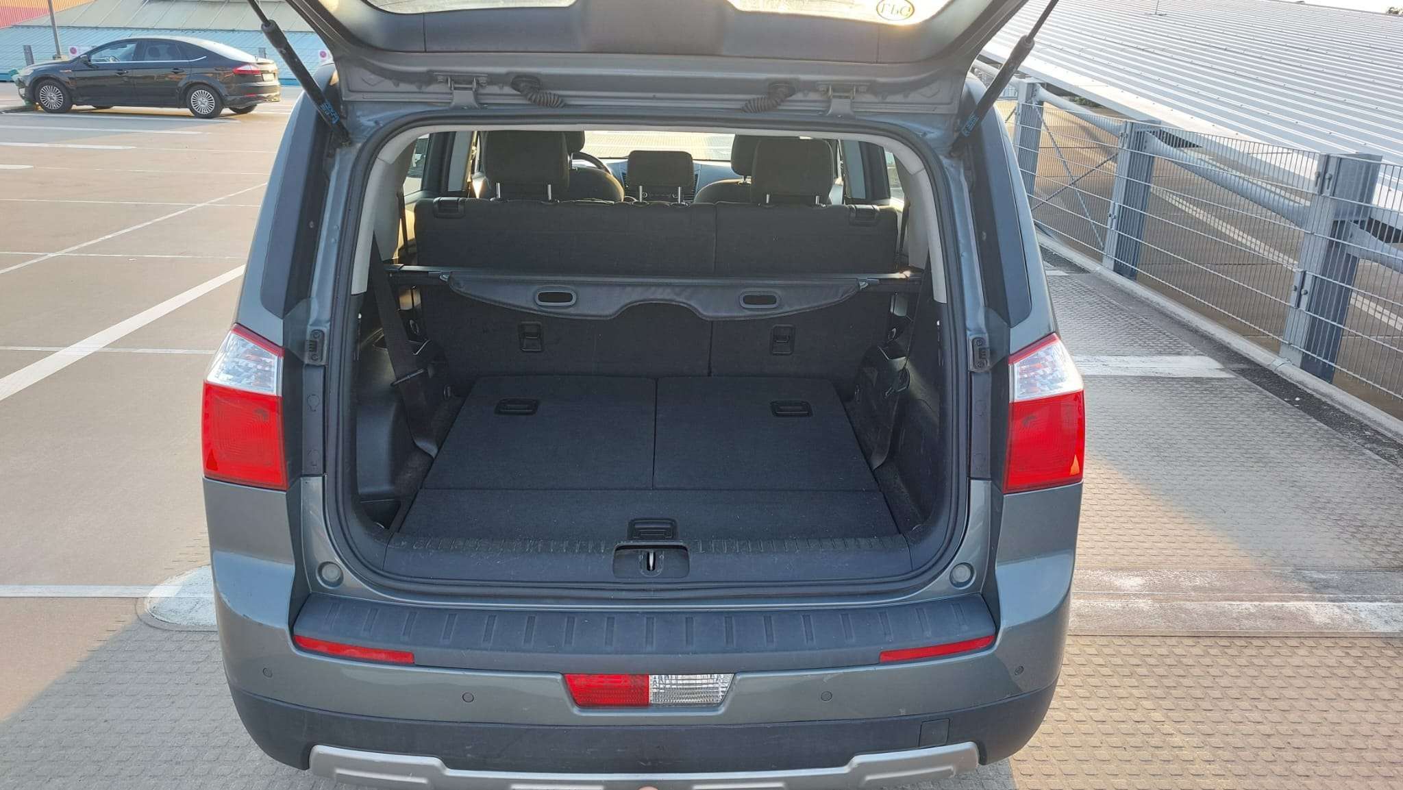 Chevrolet Orlando, 1.8 i + LPG a tažné zař. - fotka 2