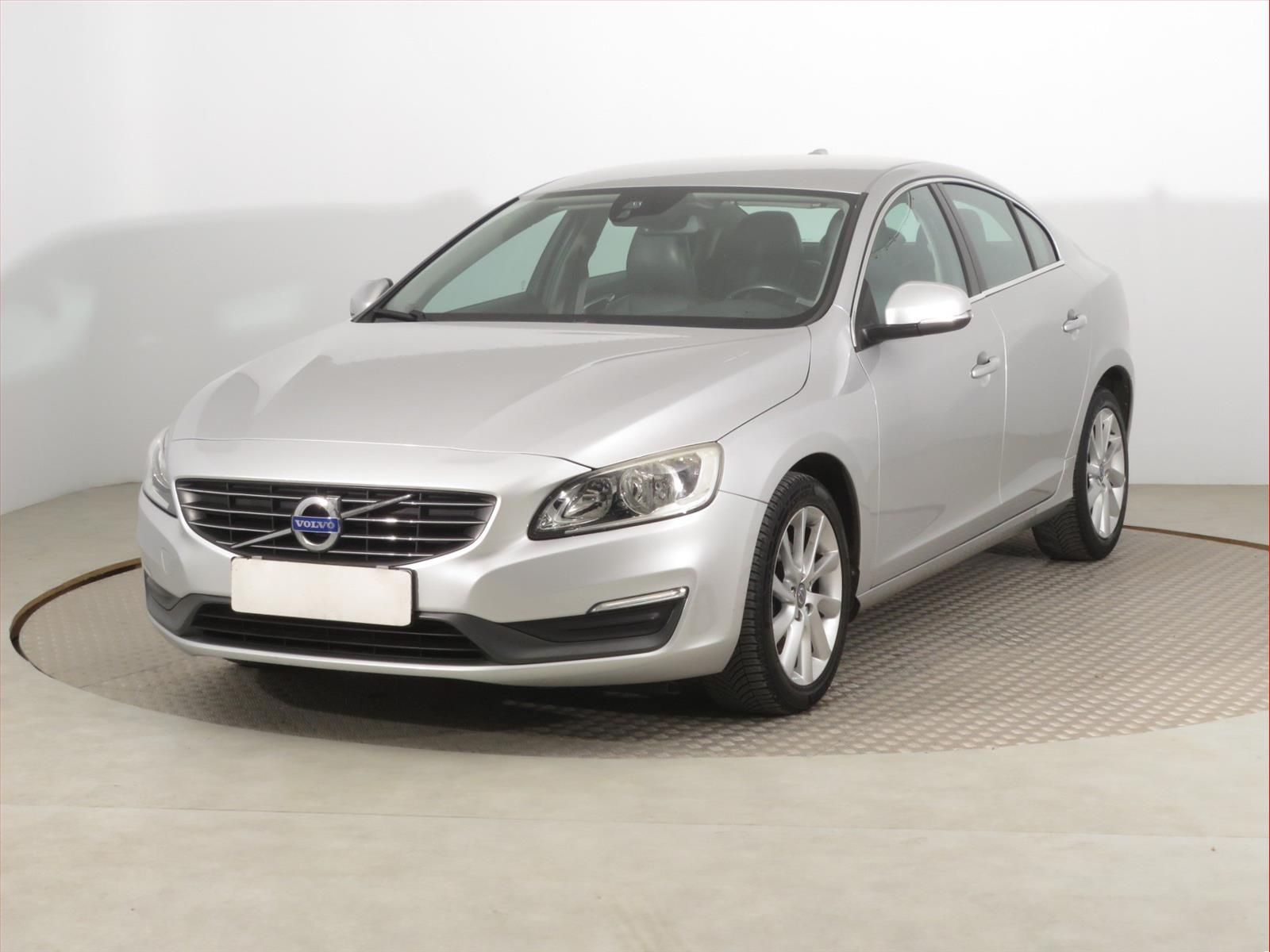 Volvo S60, D2, Serv.kniha - fotka 2