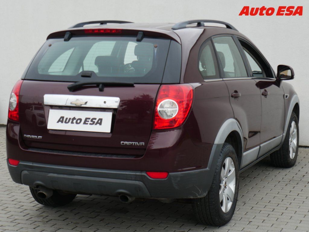 Chevrolet Captiva, 2.2VCDi,ČR - fotka 4
