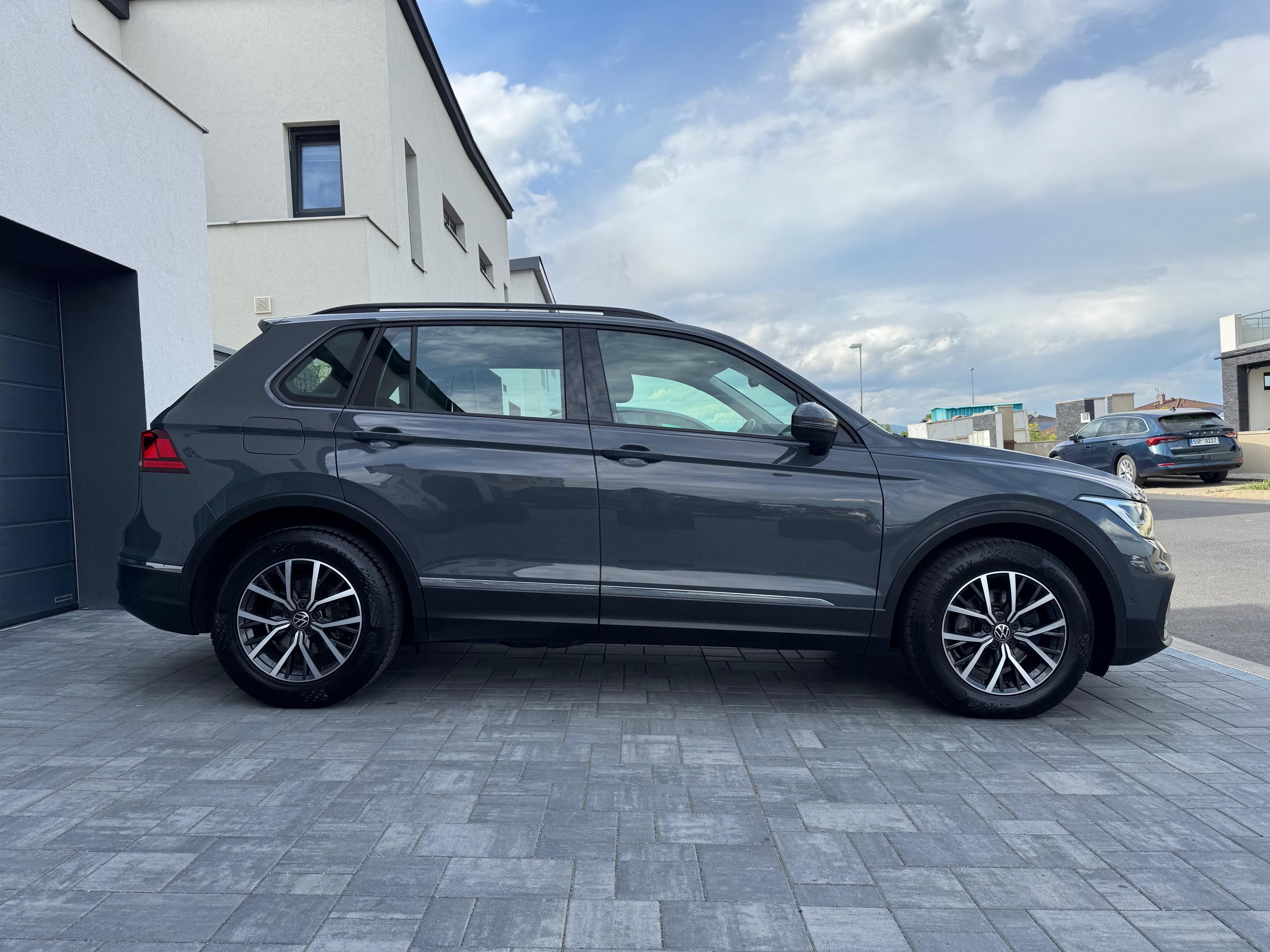 Volkswagen Tiguan, 2.0TDI 110kw DSG FACELIFT TOP - fotka 5