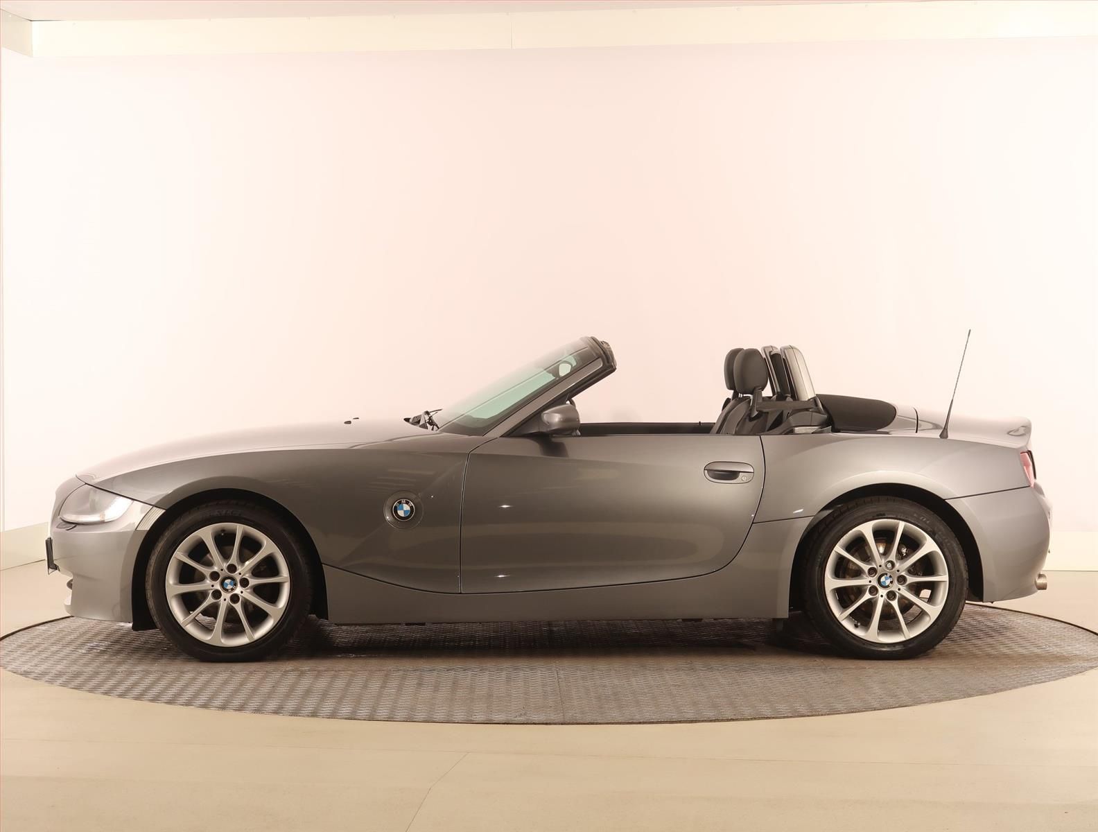 BMW Z4, 2.0i, Serv.kniha - fotka 3