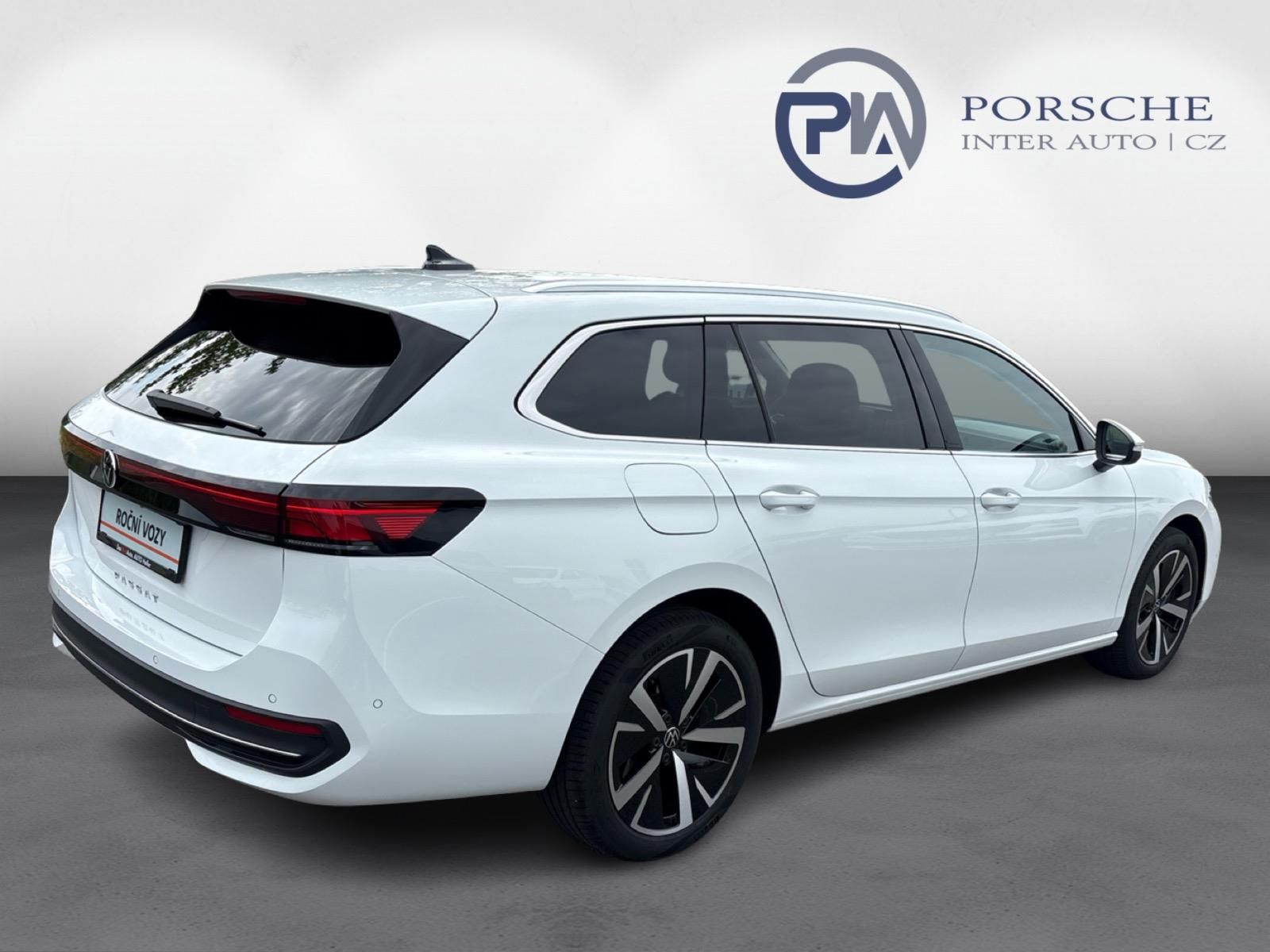 Volkswagen Passat Variant, 2.0 TDI DSG BUSINESS  110 KW - fotka 2