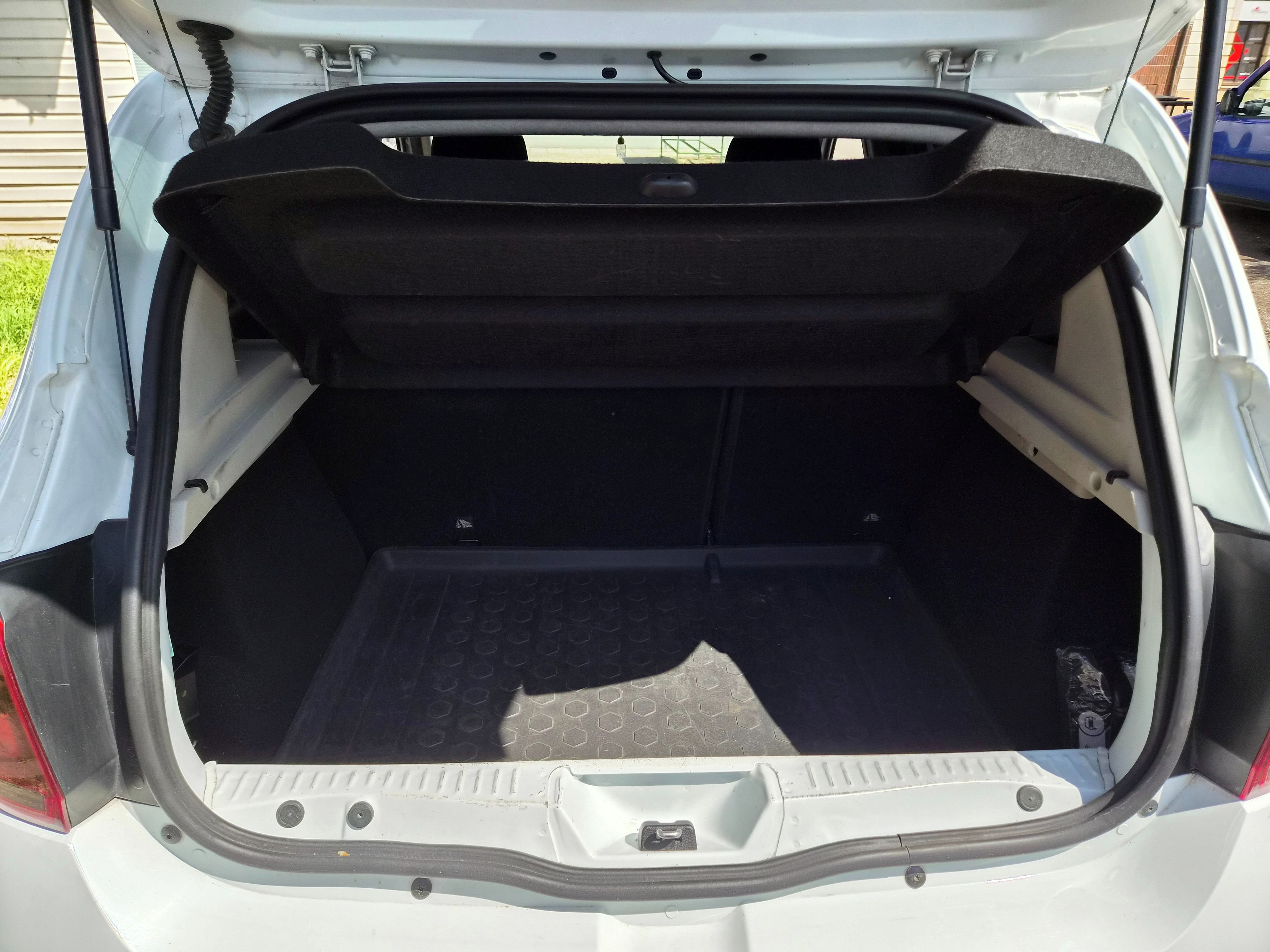 Dacia Sandero - fotka 6