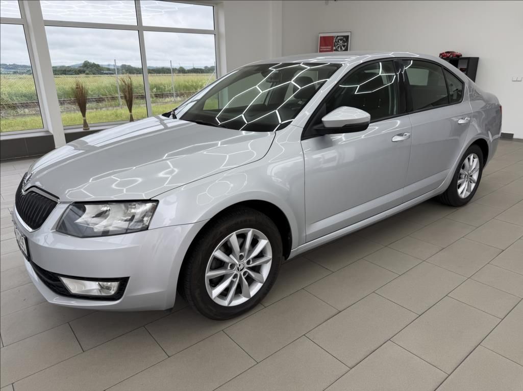 Škoda Octavia, 1,6 TDi,digiklima,vyhř.sed,tem