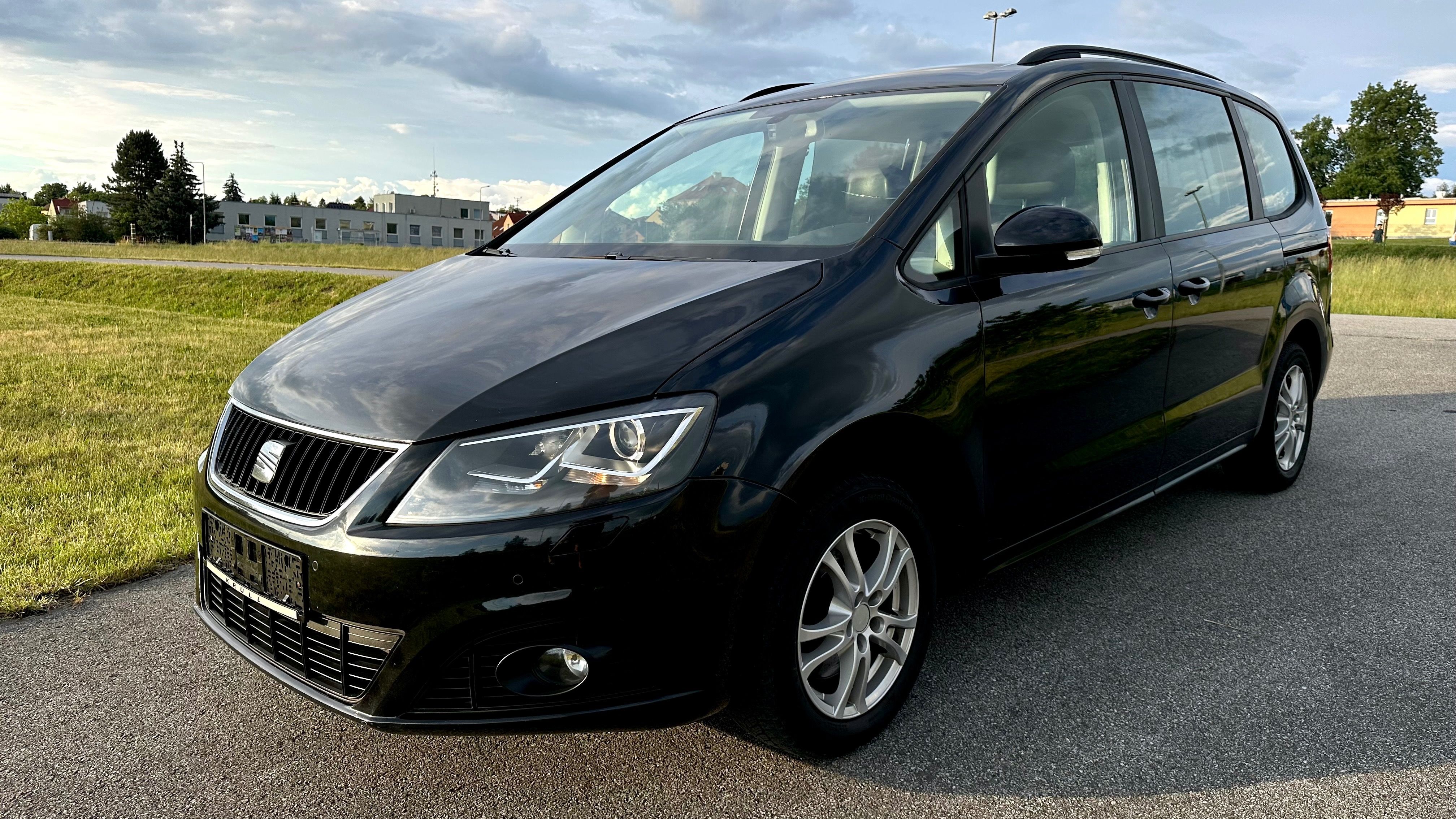 Seat Alhambra, 2.0tdi DSG Kůže Webasto Závěs - fotka 4