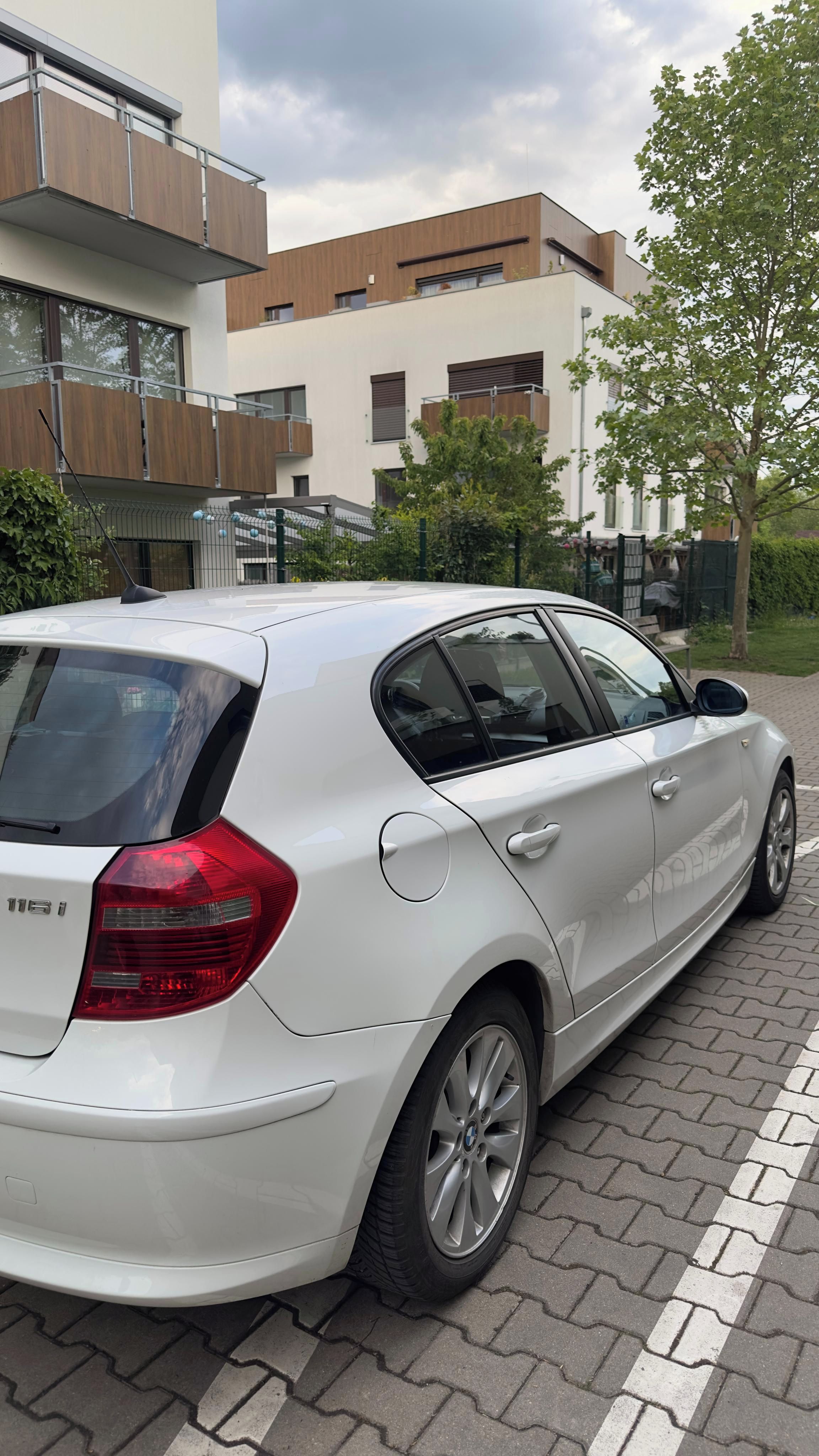 BMW Řada 1, BMW 116i (E87) | 85 kW | 2008 - fotka 6
