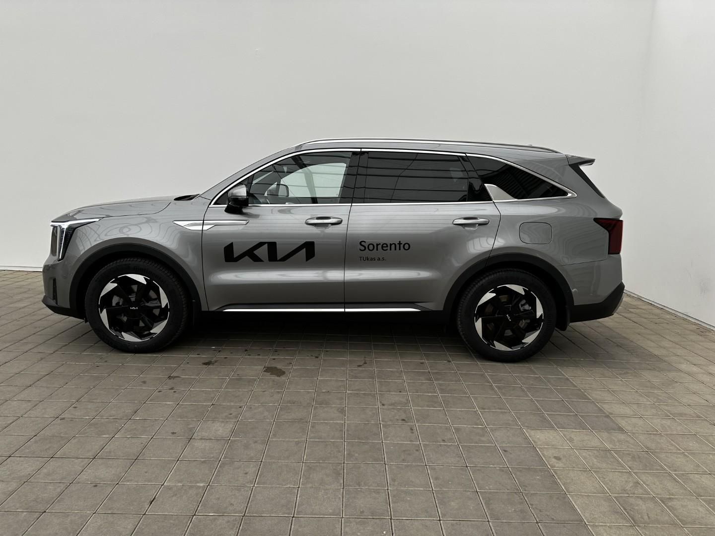 Kia Sorento, 1.6T-GDi 158kW 4x4  TOP (2025) - fotka 3
