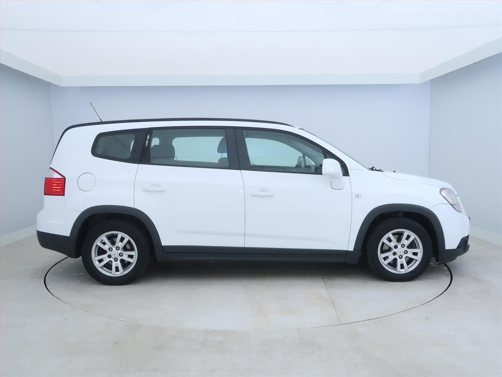 Chevrolet Orlando, 2.0 VCDi, 7 míst, po STK - fotka 6