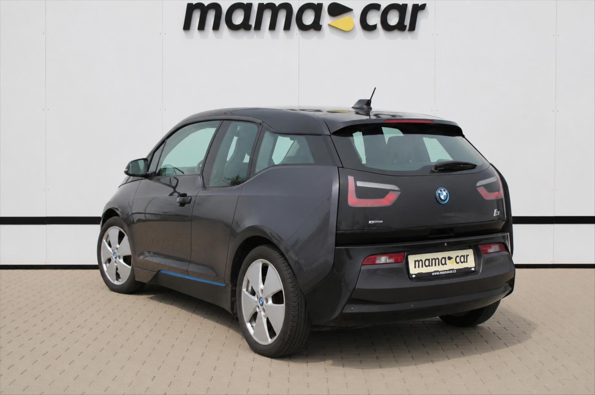 BMW i3, 60aH 125kW SoH 80% NAVI ČR - fotka 5