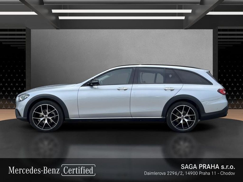 Mercedes-Benz Třídy E, E-Třída 220 d 4MATIC All-Terra - fotka 6