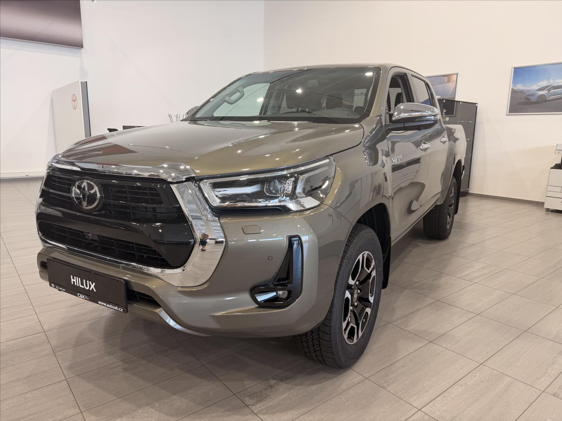Toyota Hilux, 2,8 Executive Double Cab Dies